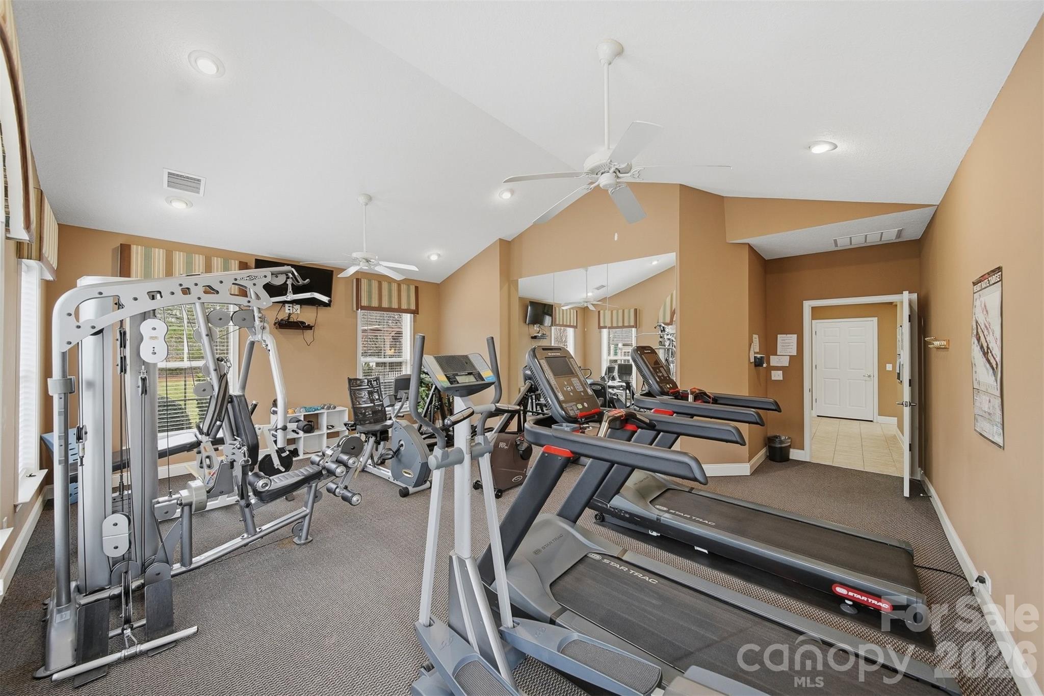 827D Wynnshire Drive Unit: 62