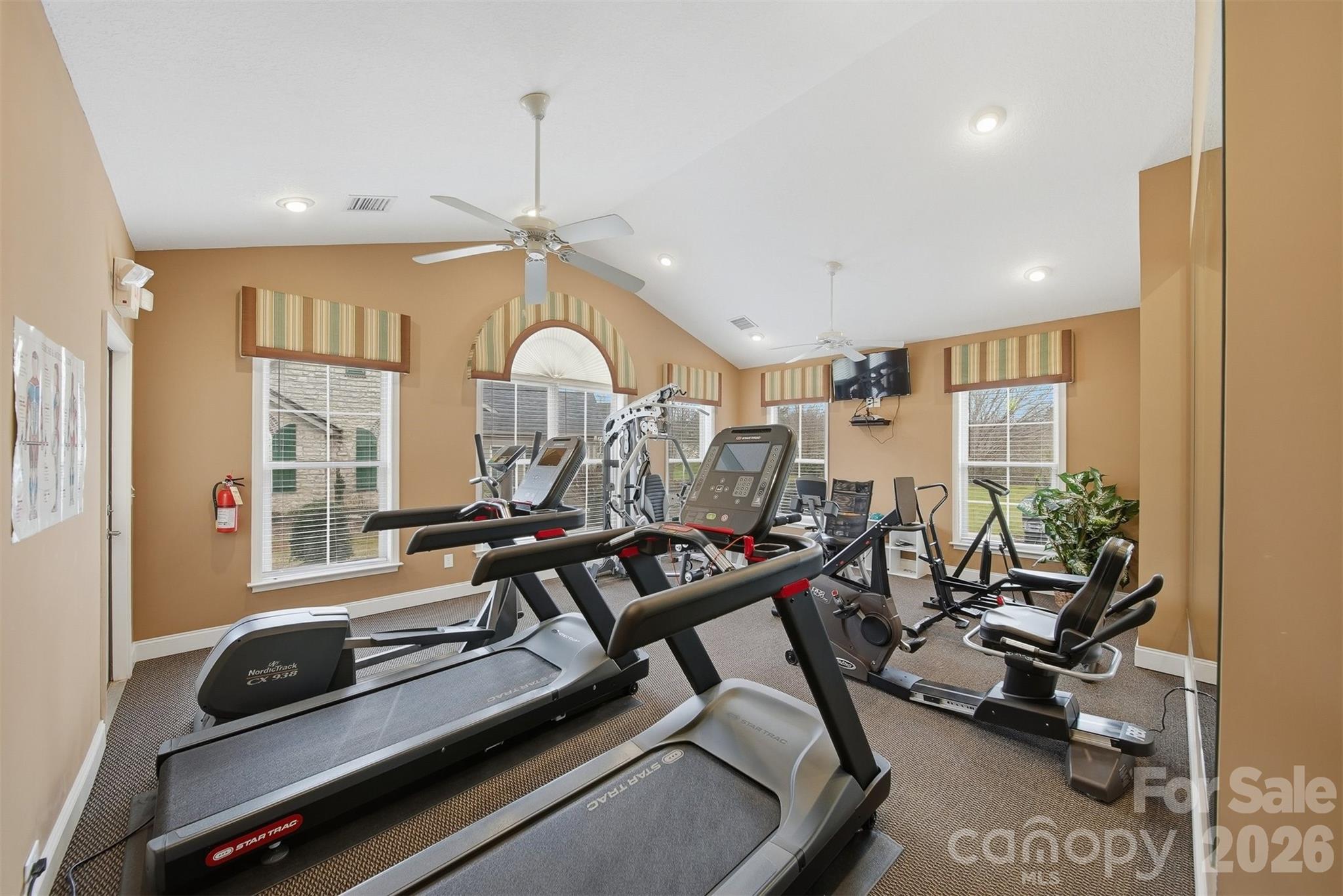 827D Wynnshire Drive Unit: 62