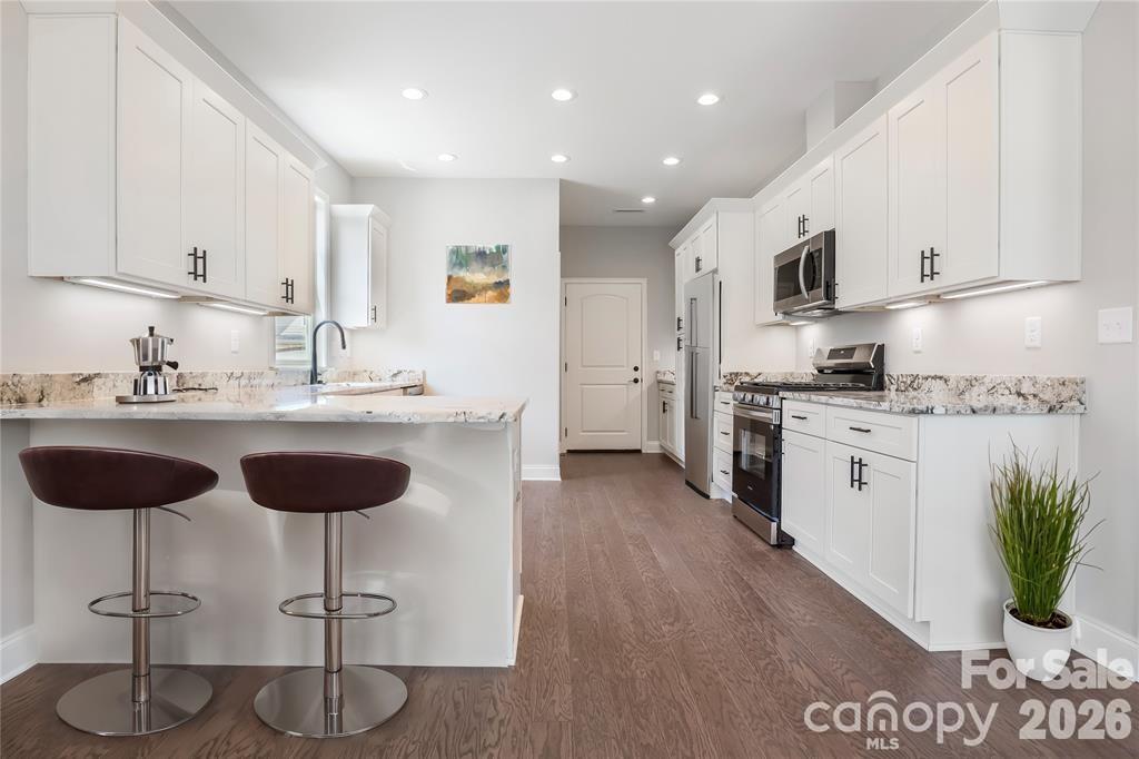827D Wynnshire Drive Unit: 62