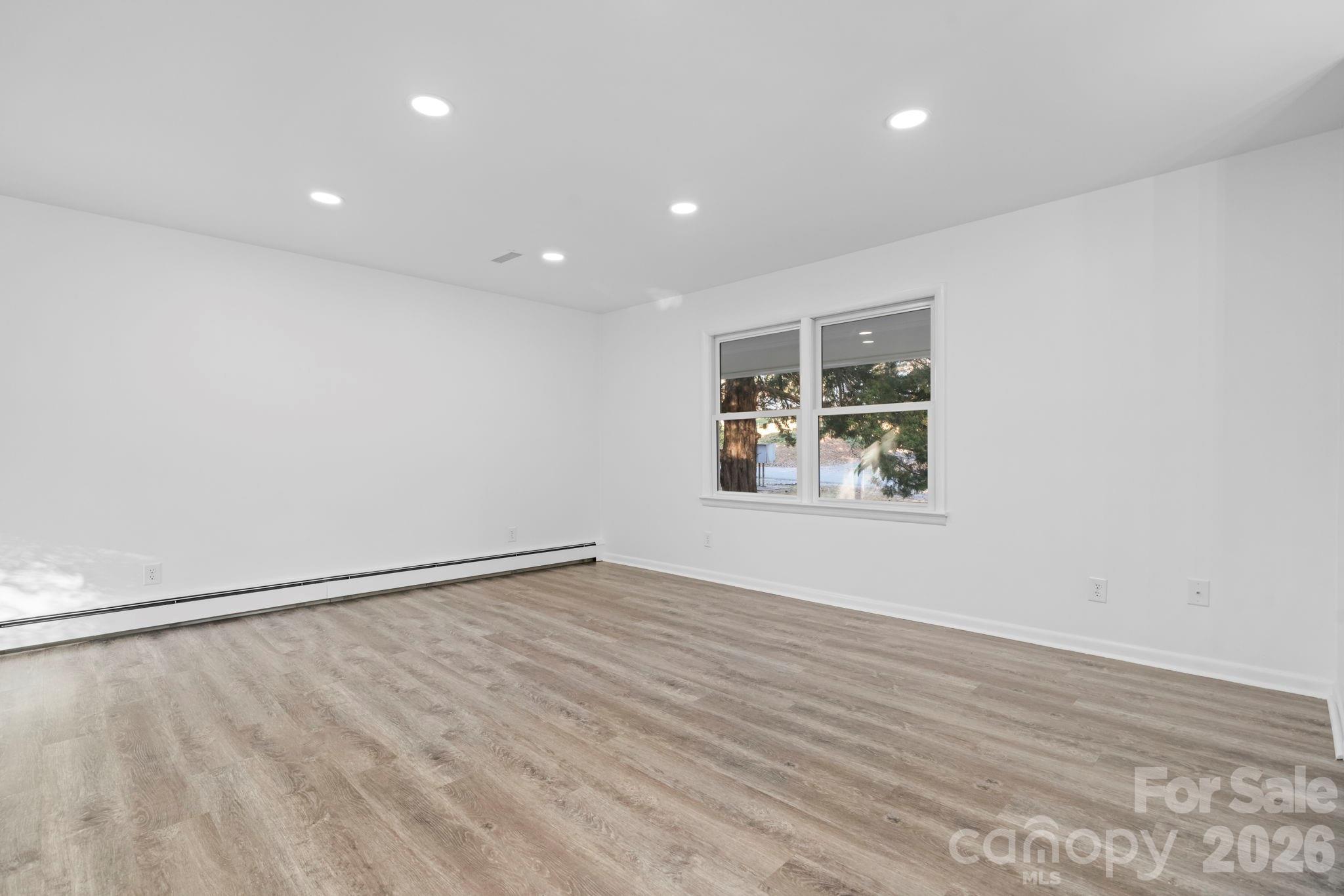 1185 10th Street Place NW