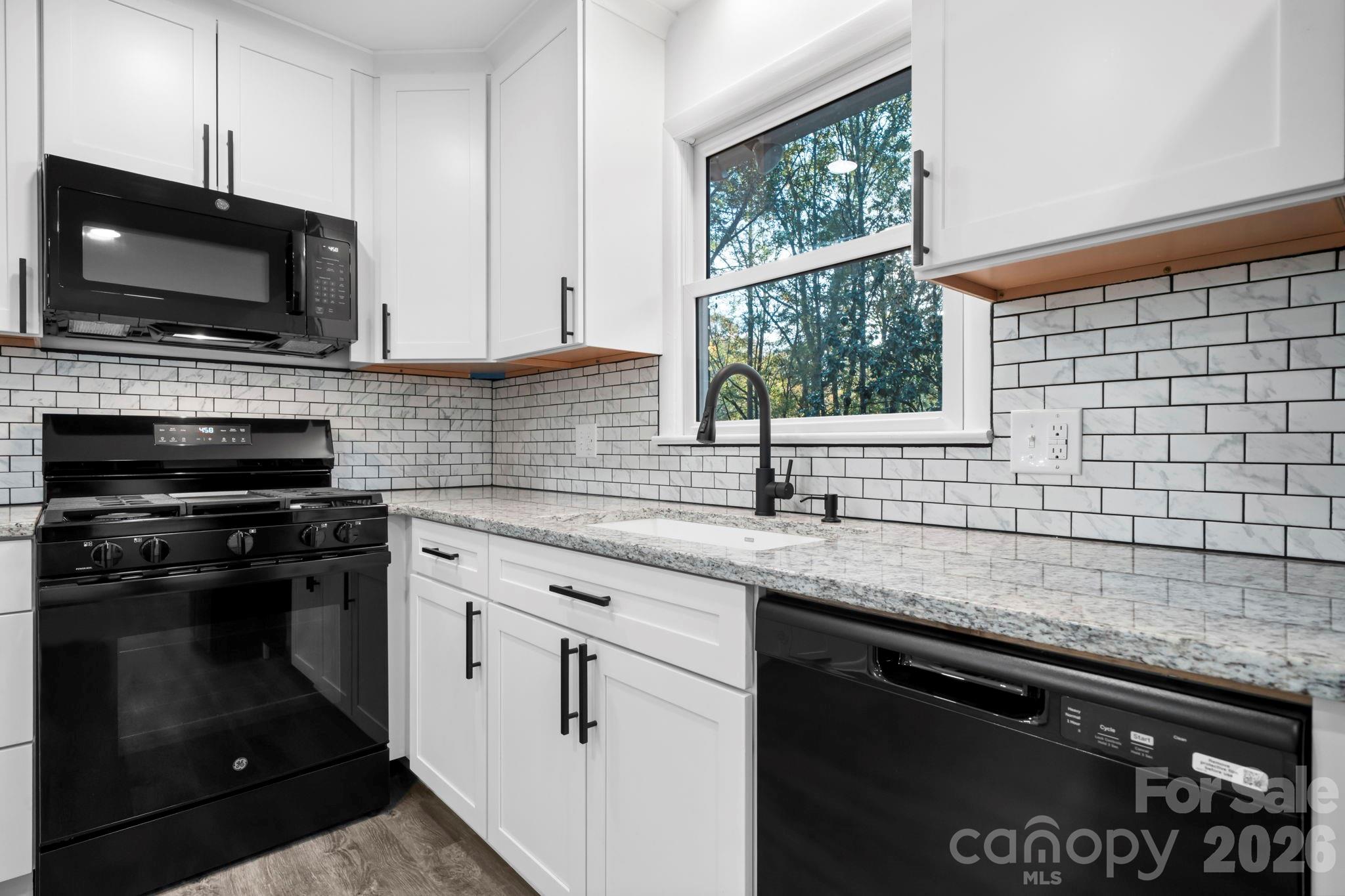 1185 10th Street Place NW