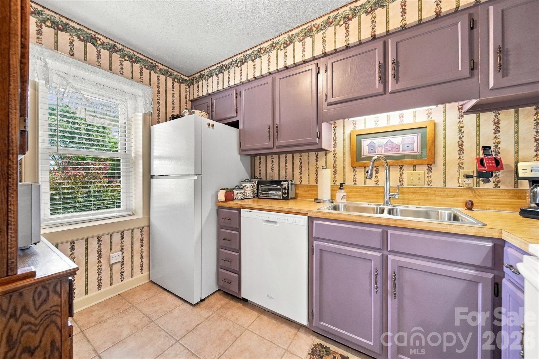 2705 N Center Street Unit: 37