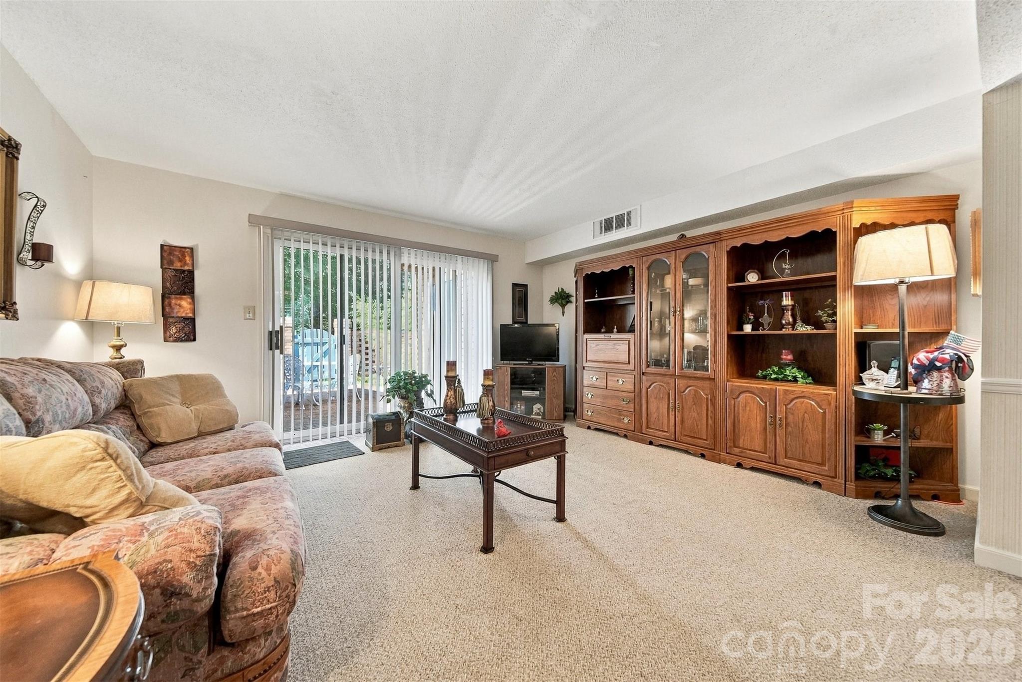 2705 N Center Street Unit: 37