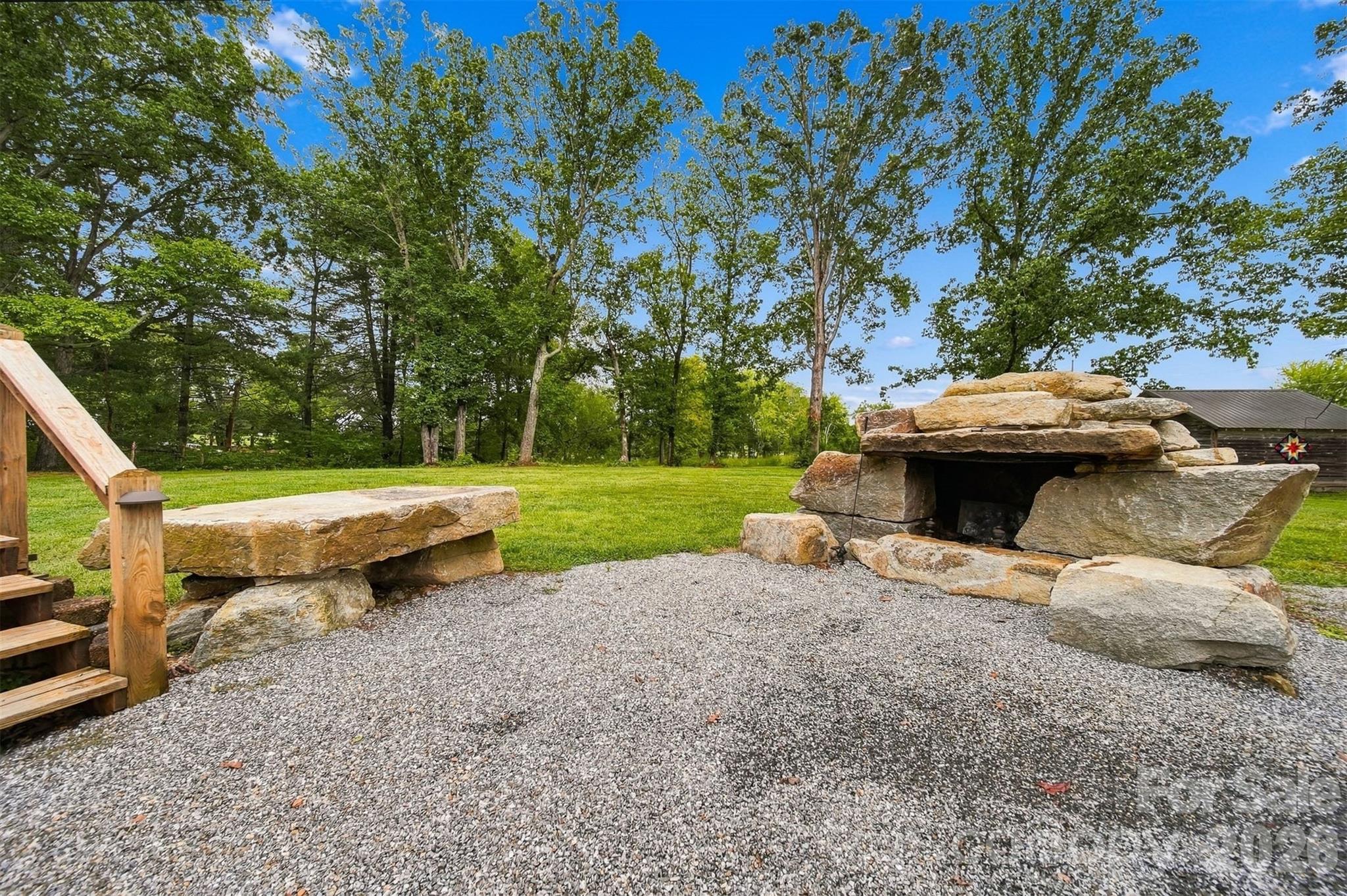 118 Chestnut Oak Road
