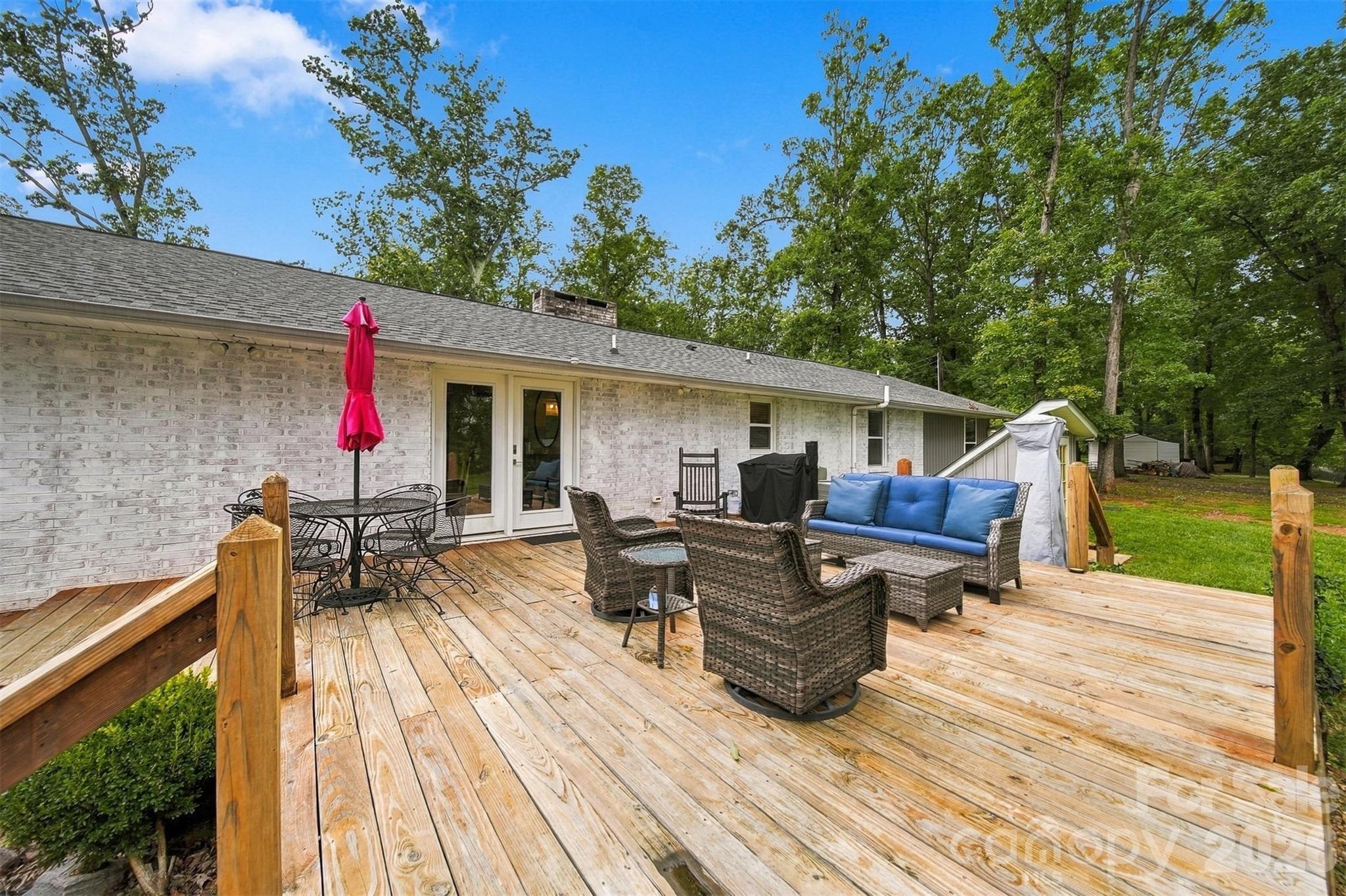118 Chestnut Oak Road