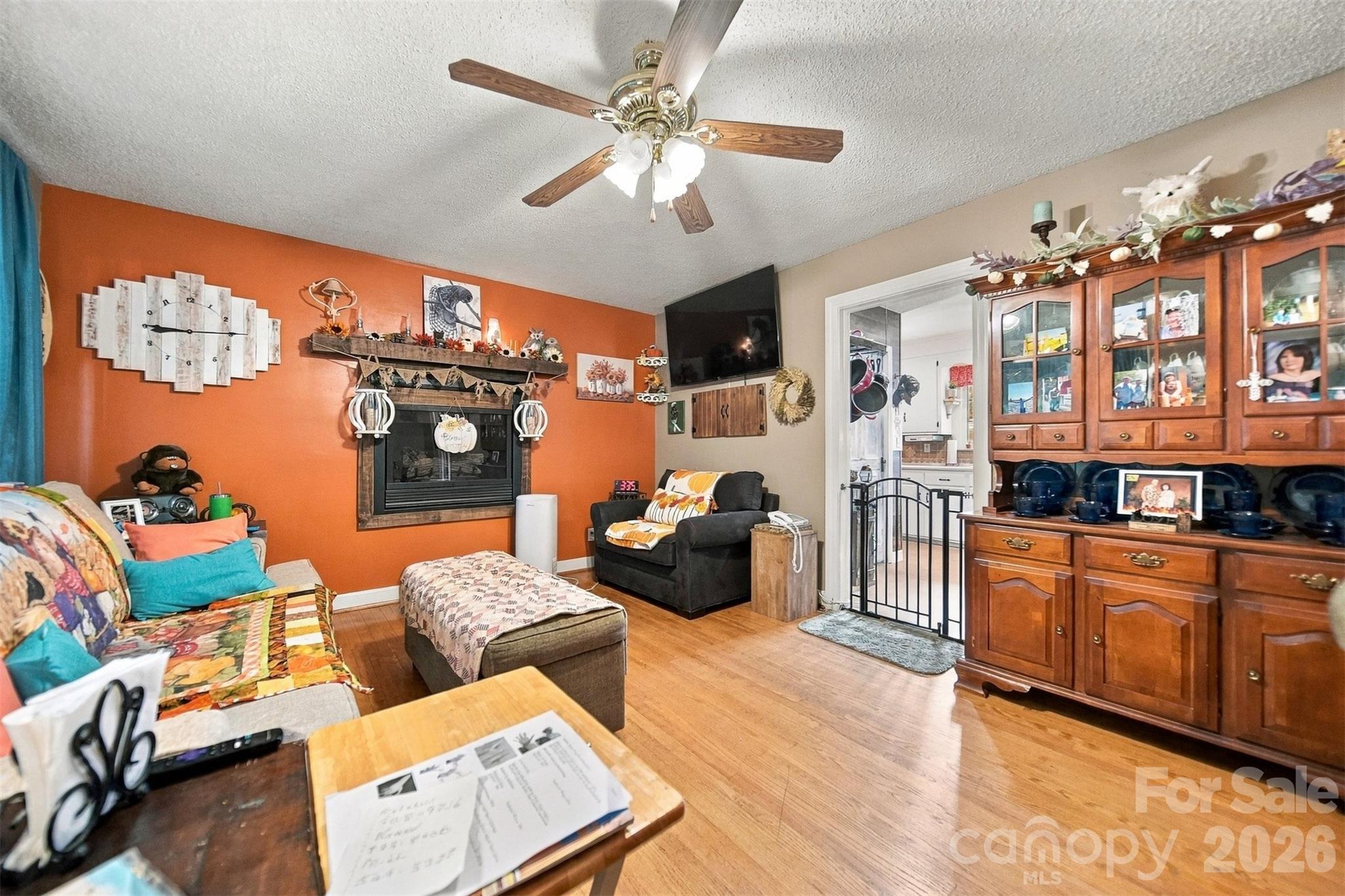 1210 2nd Street SE