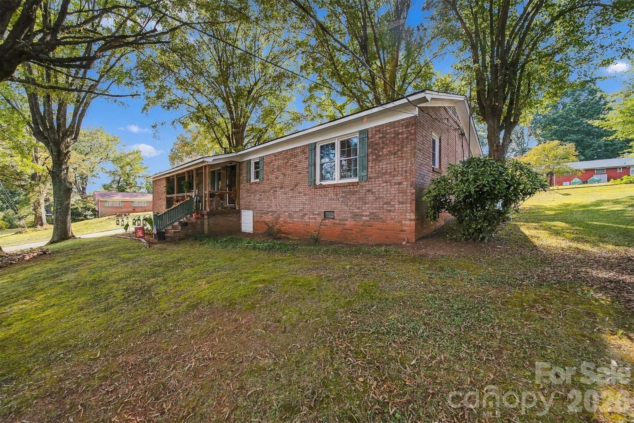 1210 2nd Street SE