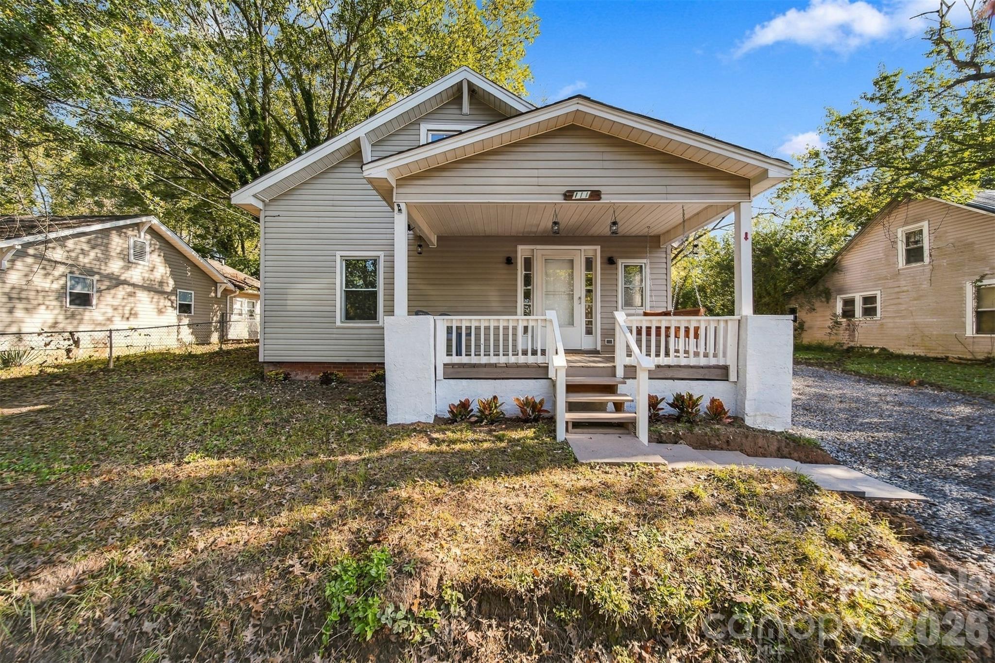111 Hickory Street SW
