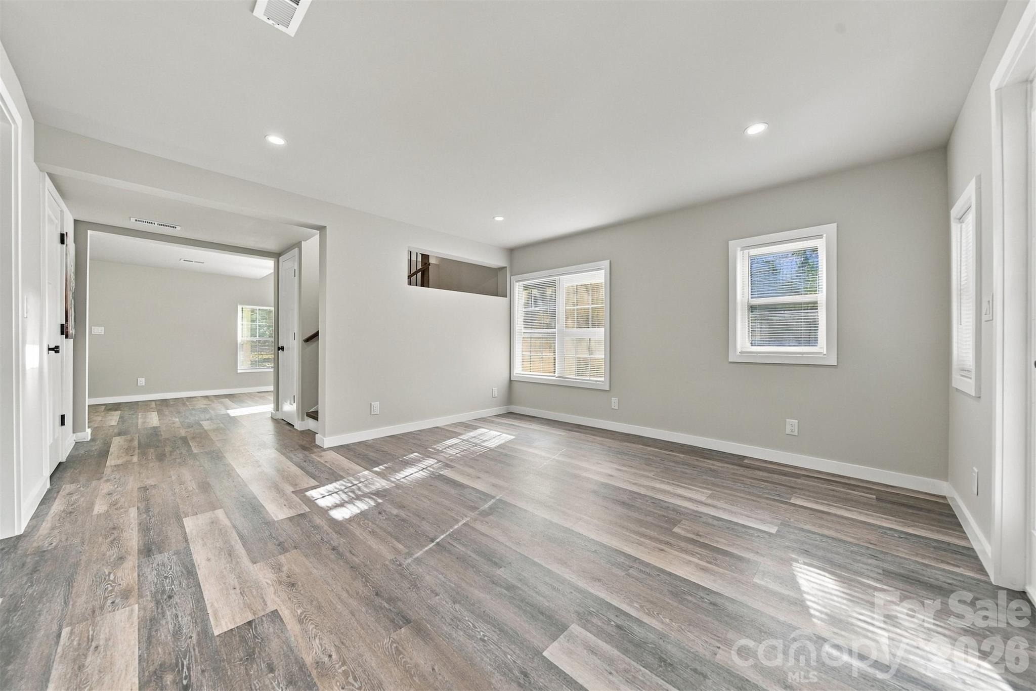 111 Hickory Street SW