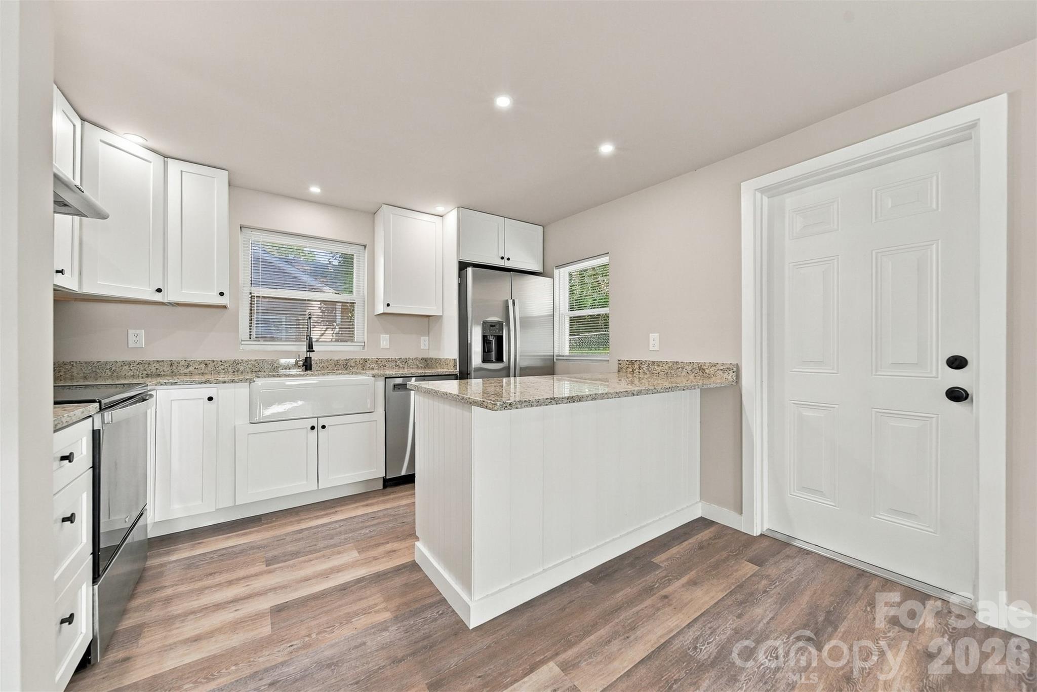 111 Hickory Street SW