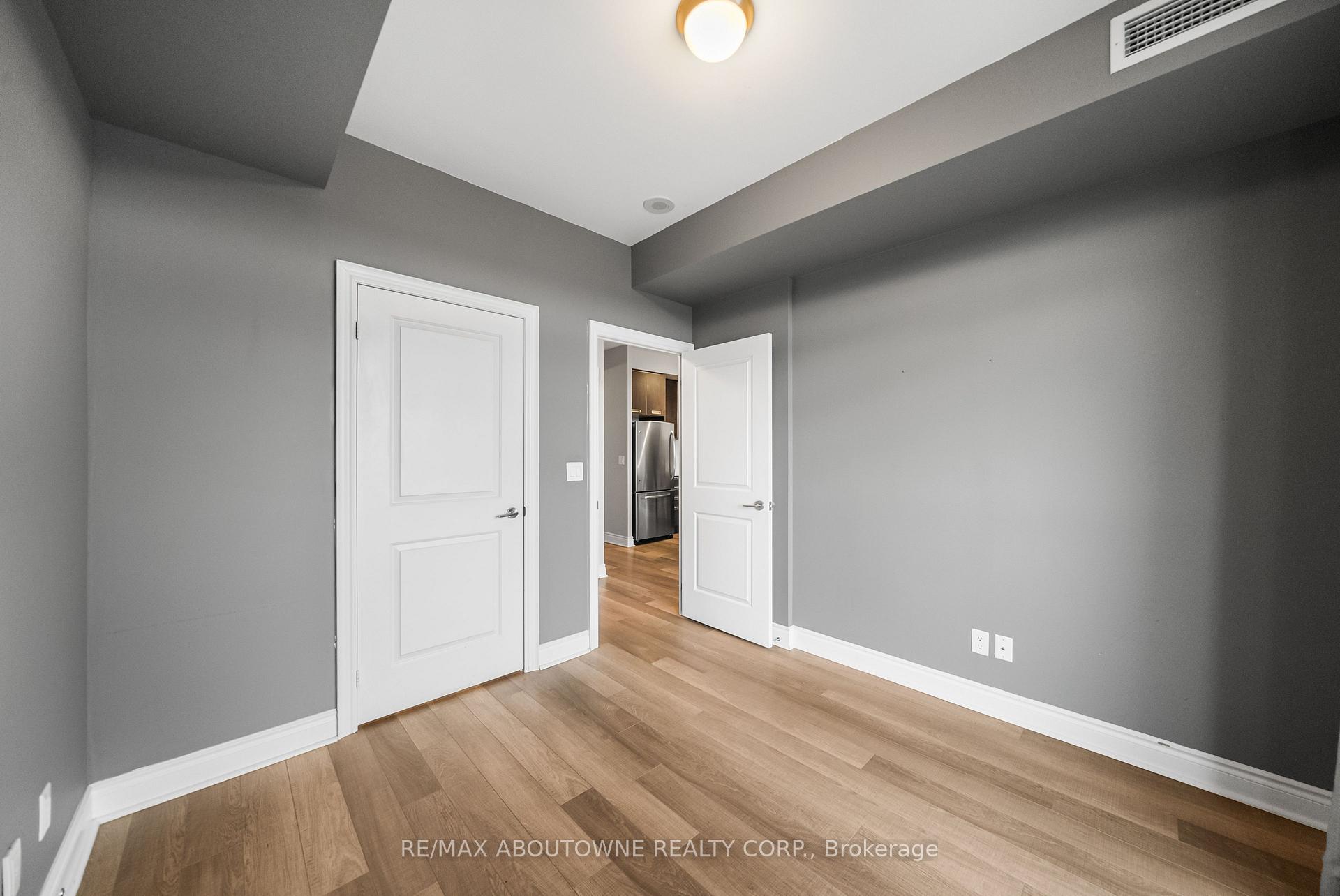 28 Ted Rogers Way 3110