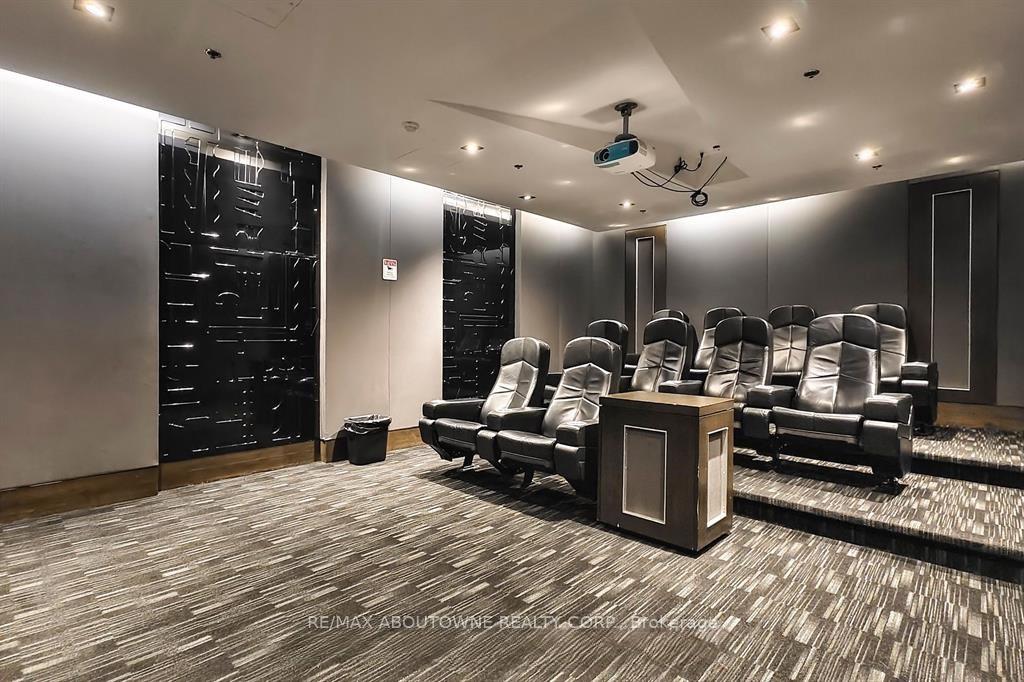 28 Ted Rogers Way 3110