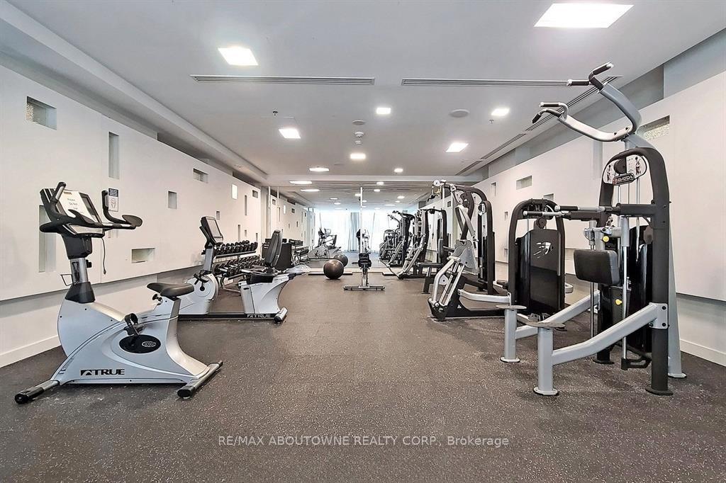 28 Ted Rogers Way 3110