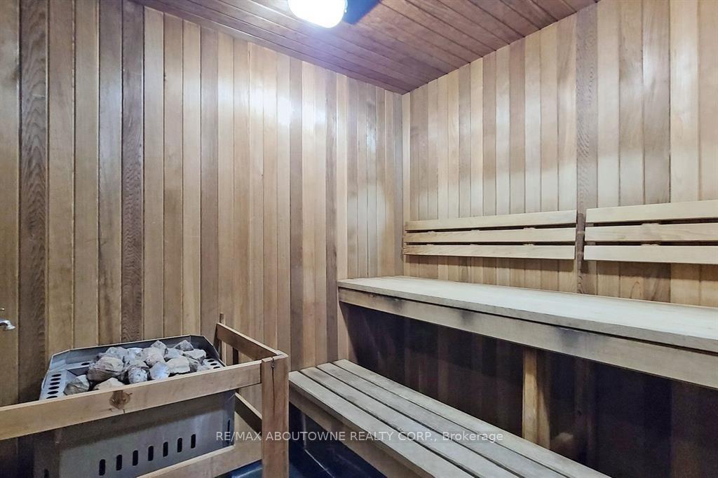 28 Ted Rogers Way 3110