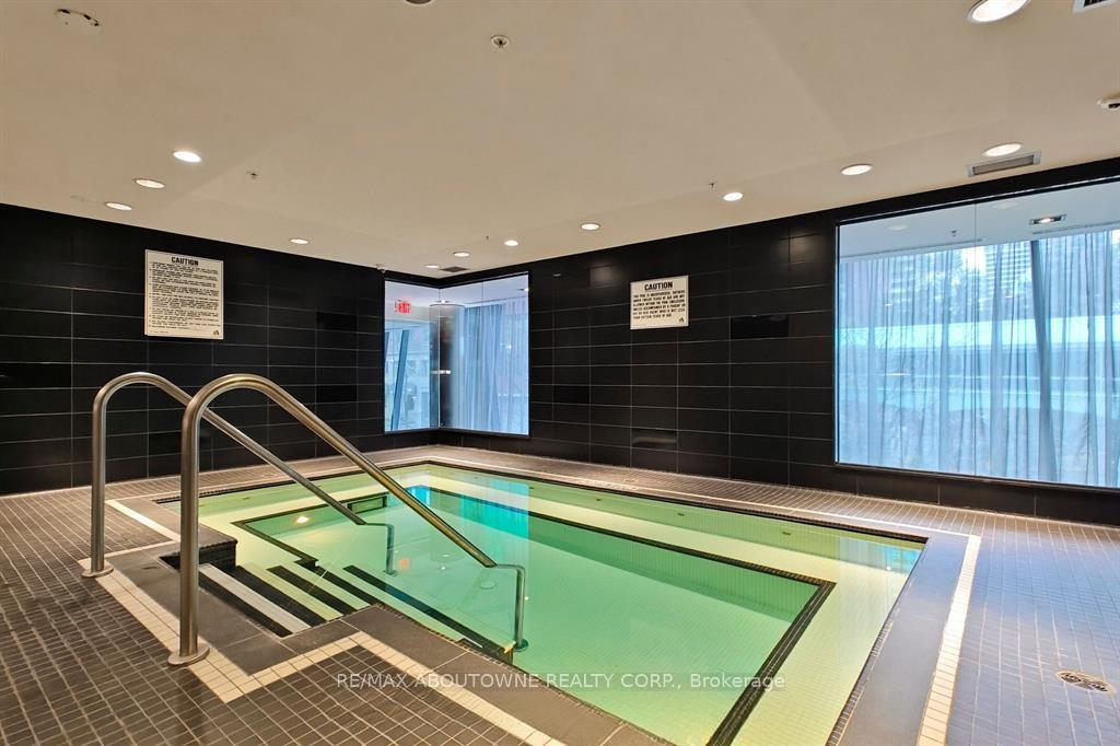 28 Ted Rogers Way 3110