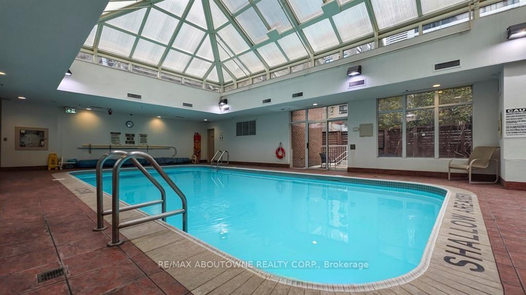 28 Ted Rogers Way 3110