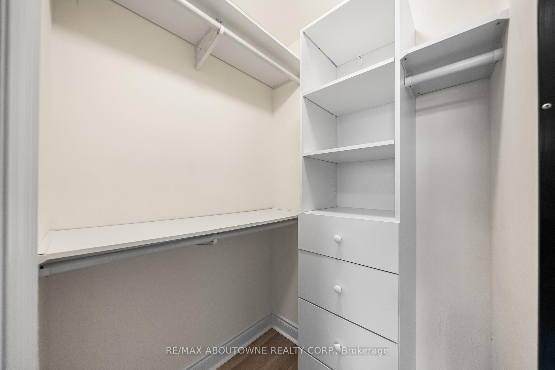 28 Ted Rogers Way 3110