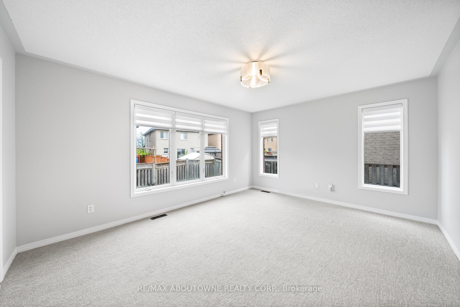 71 Cobblehill Crescent