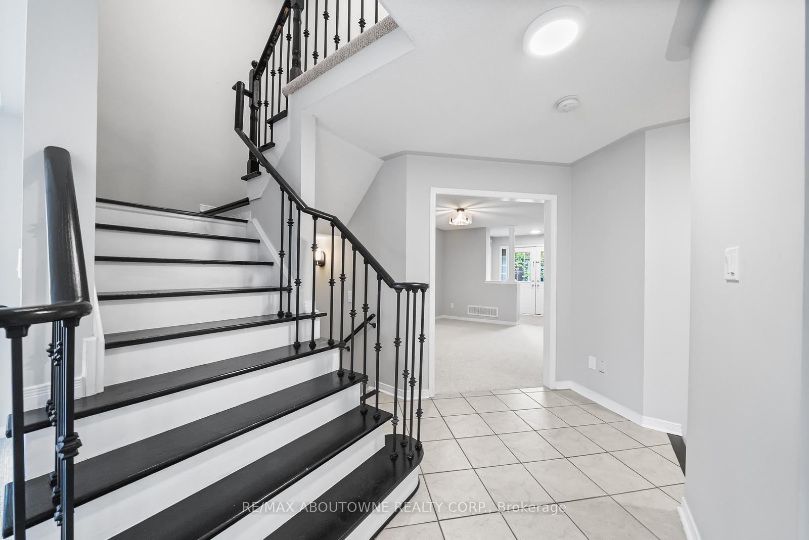71 Cobblehill Crescent
