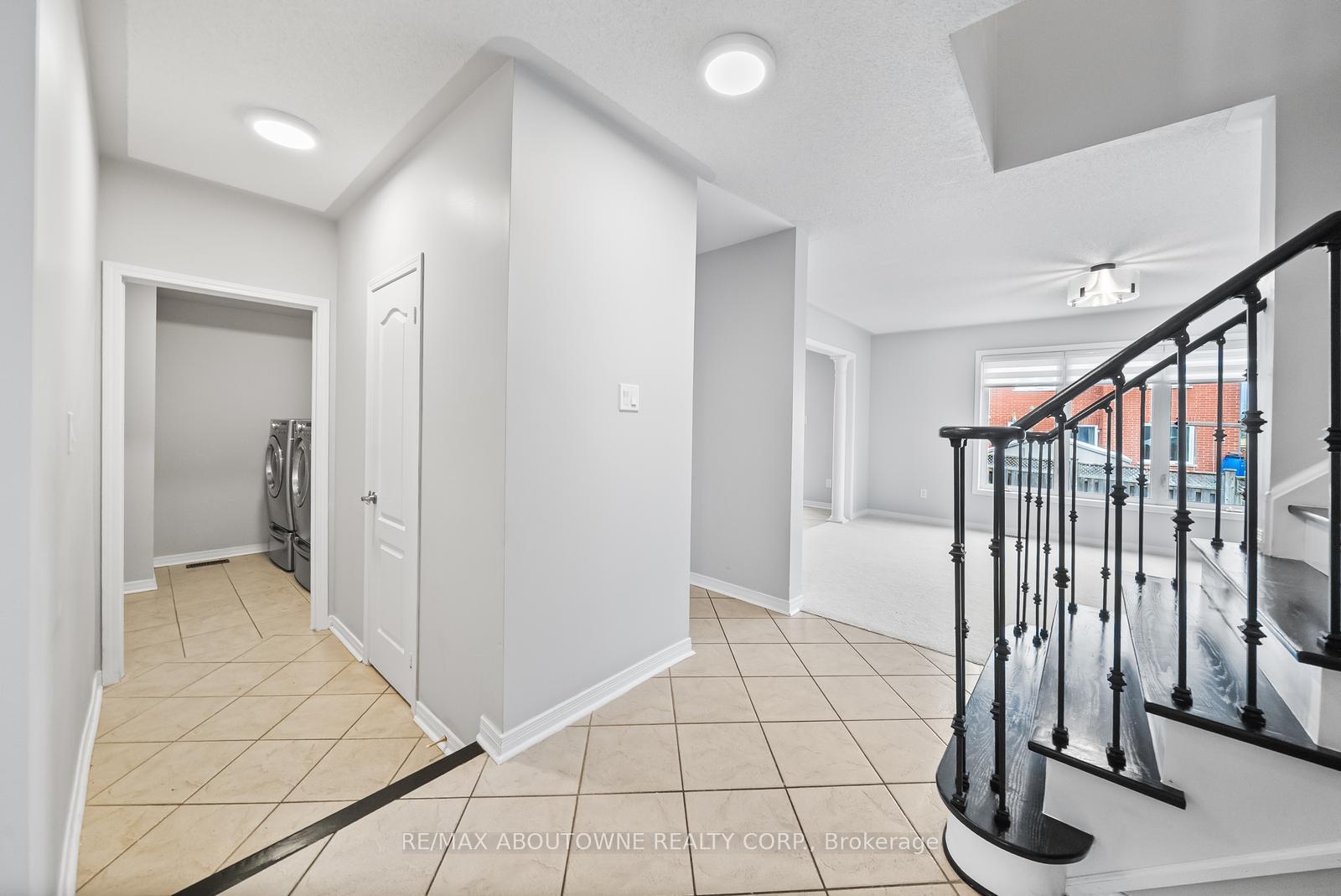 71 Cobblehill Crescent