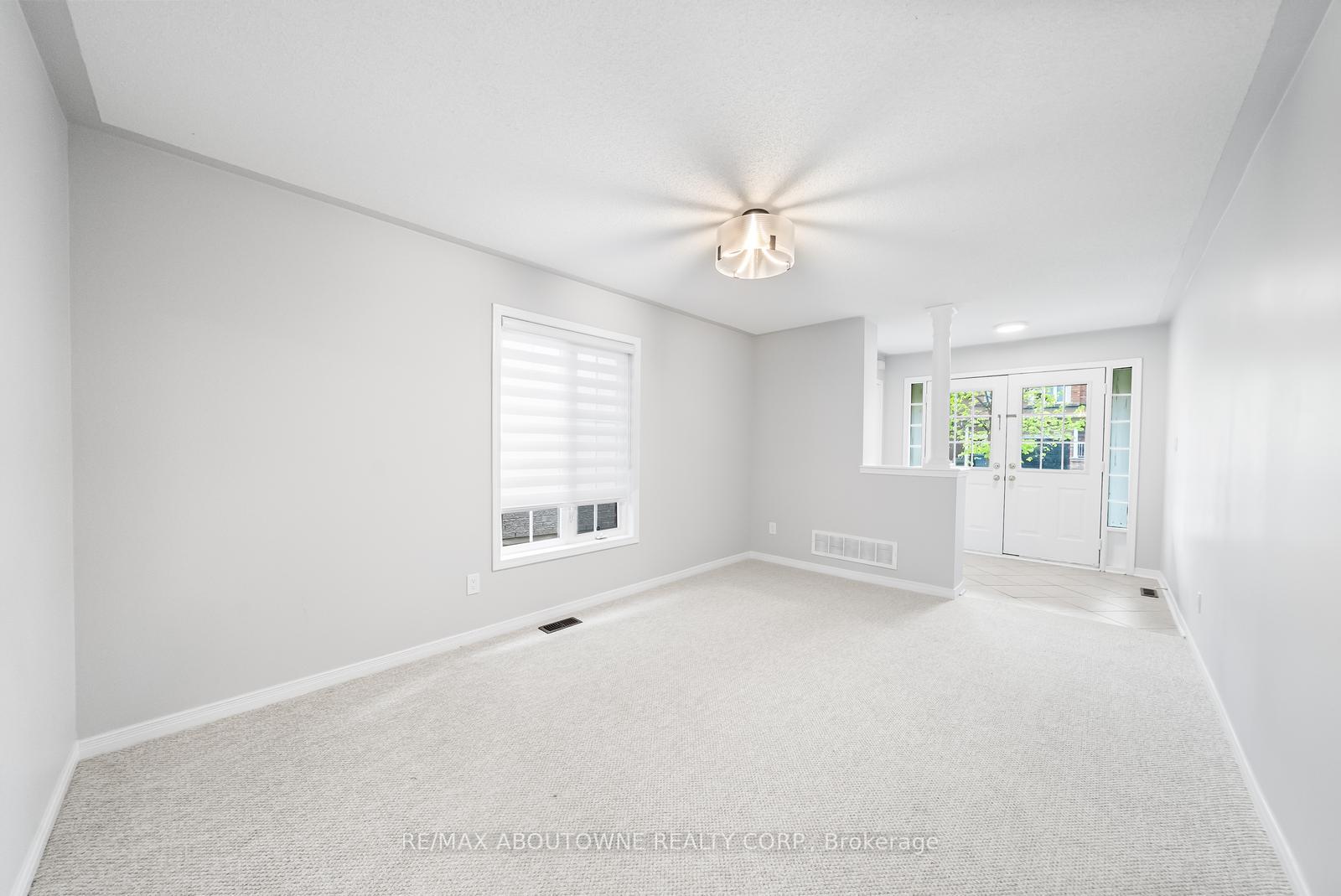 71 Cobblehill Crescent
