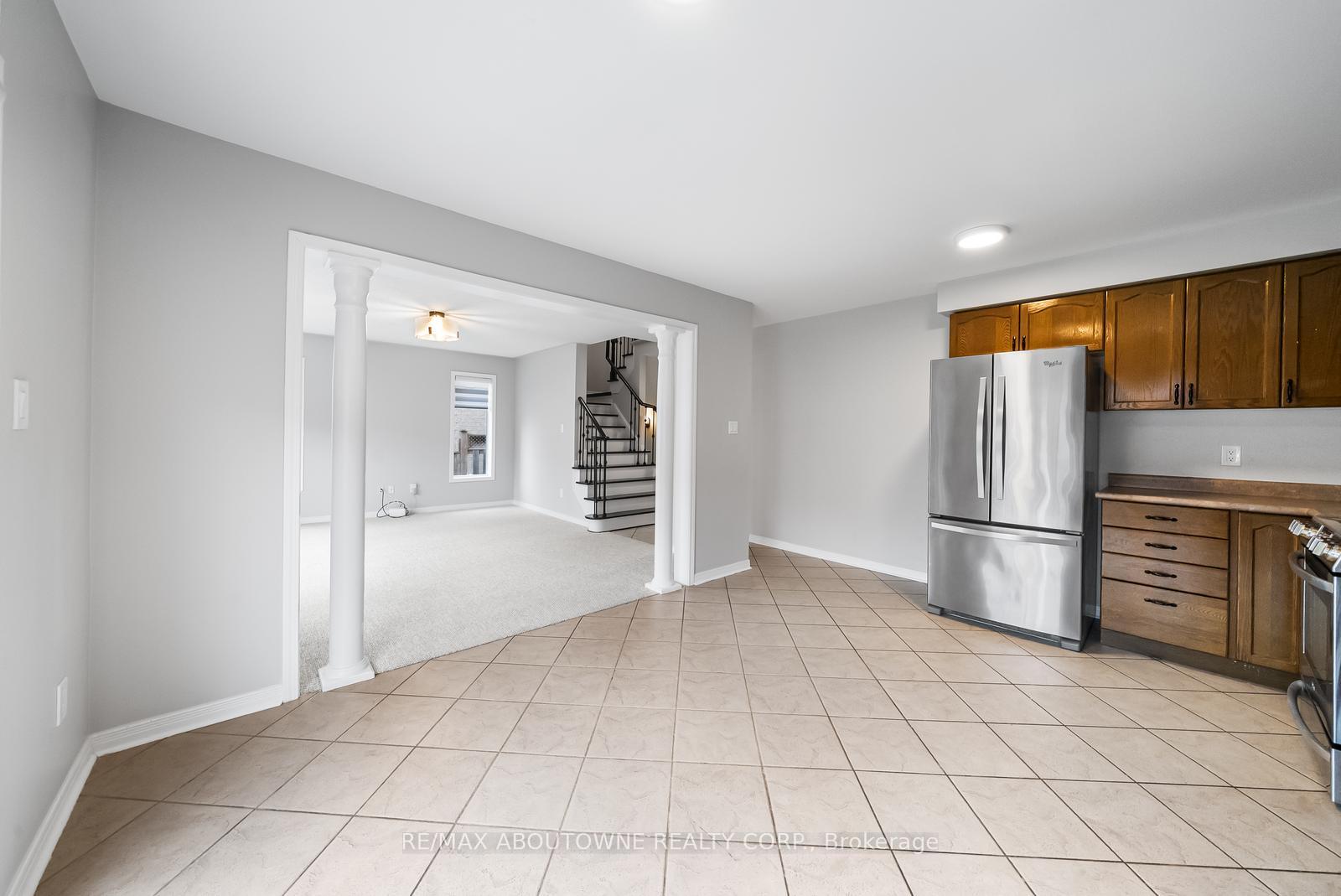 71 Cobblehill Crescent