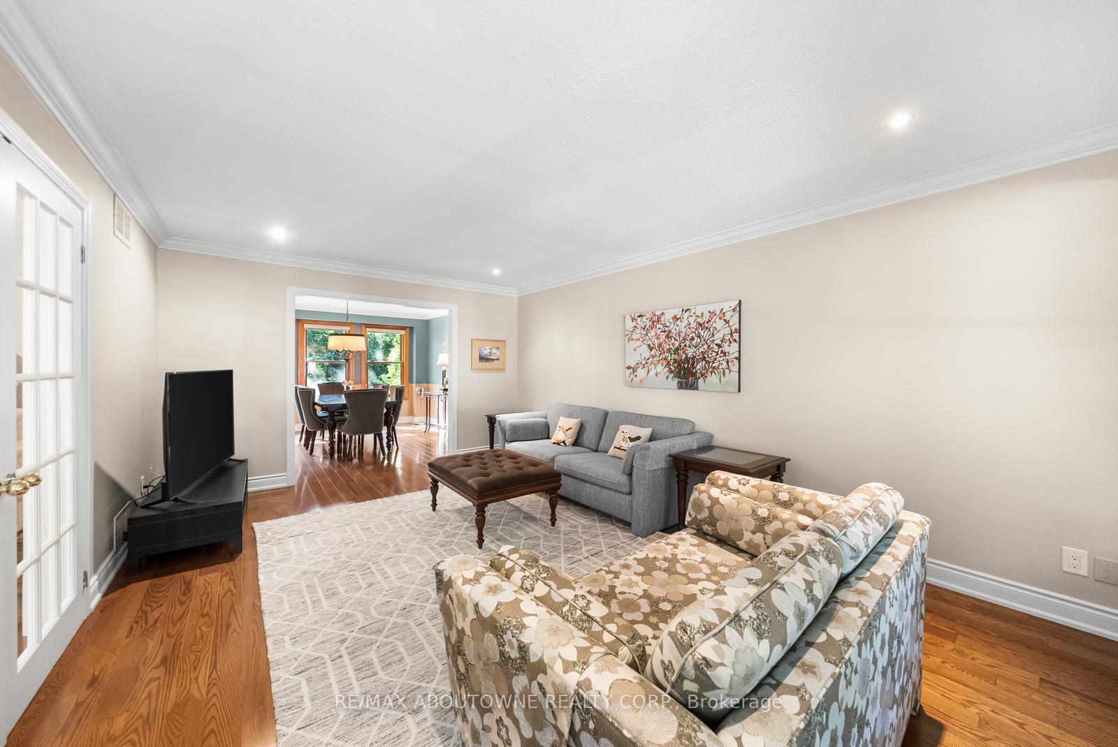 2262 Constance Drive