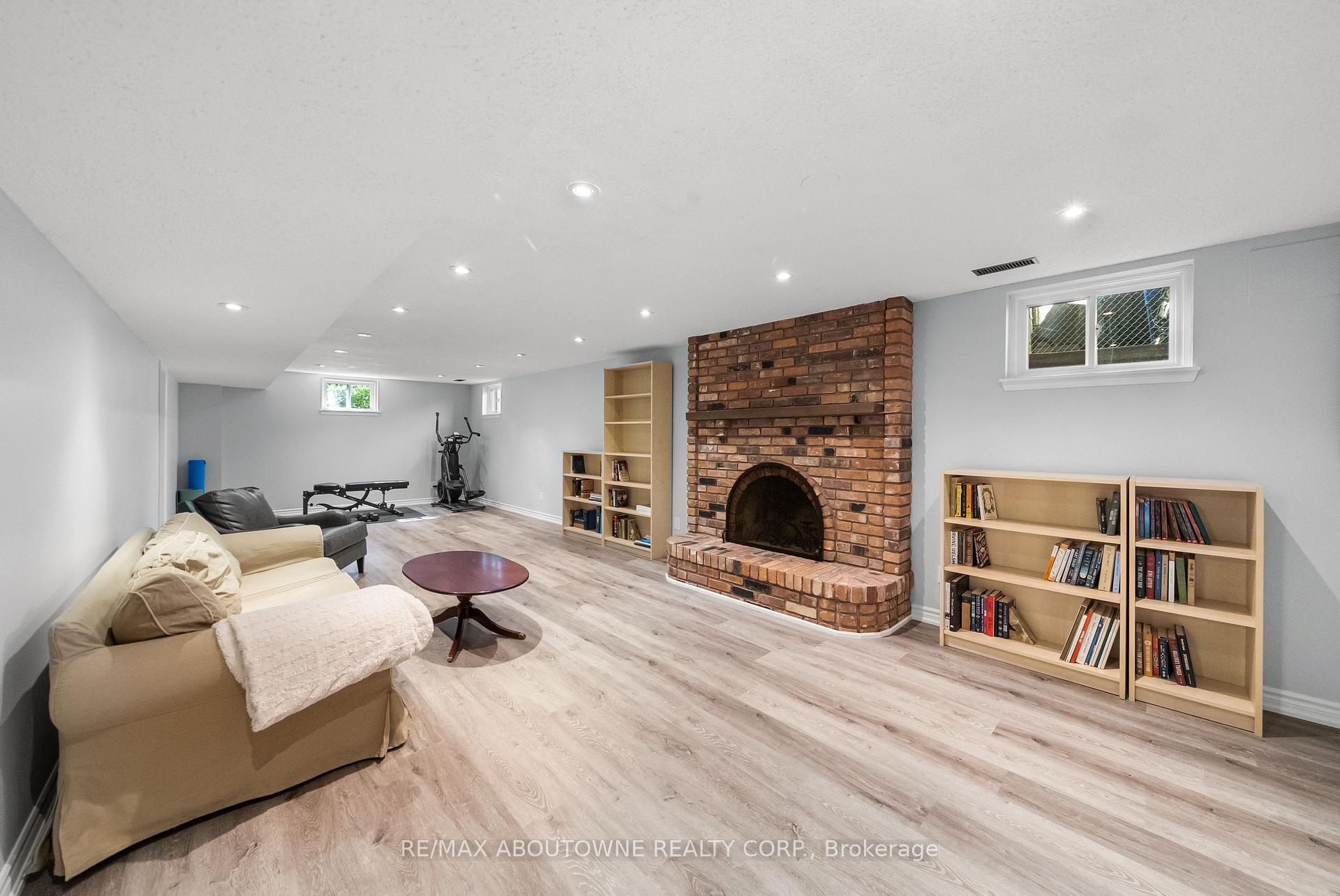 2262 Constance Drive
