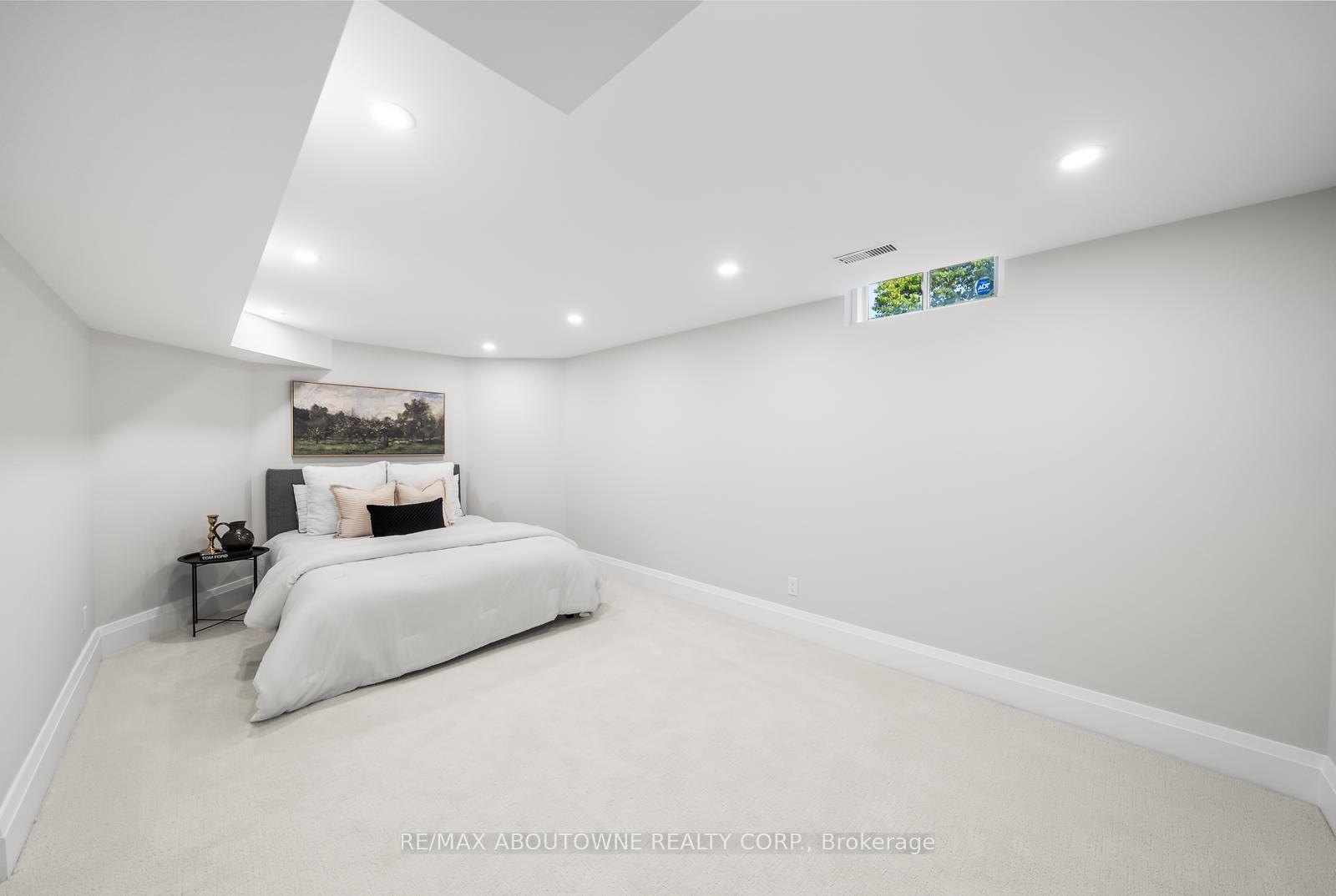 360 Claremont Crescent