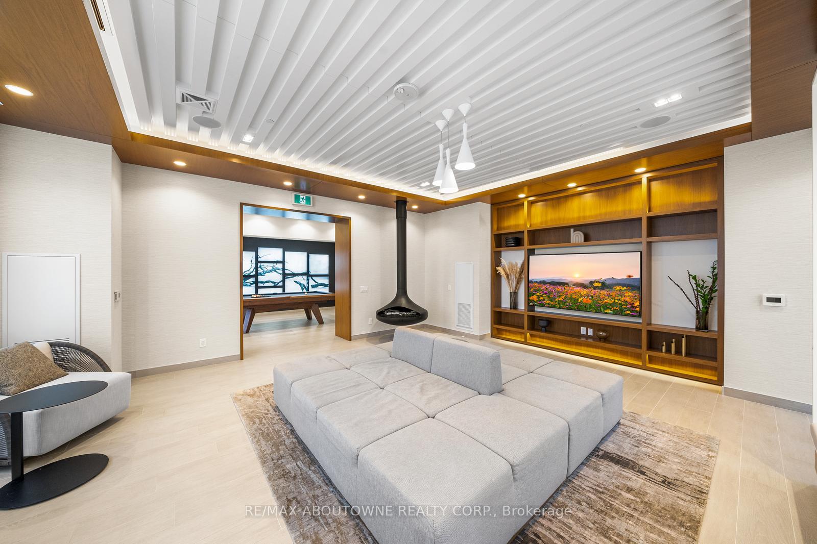 70 Annie Craig Drive 5103