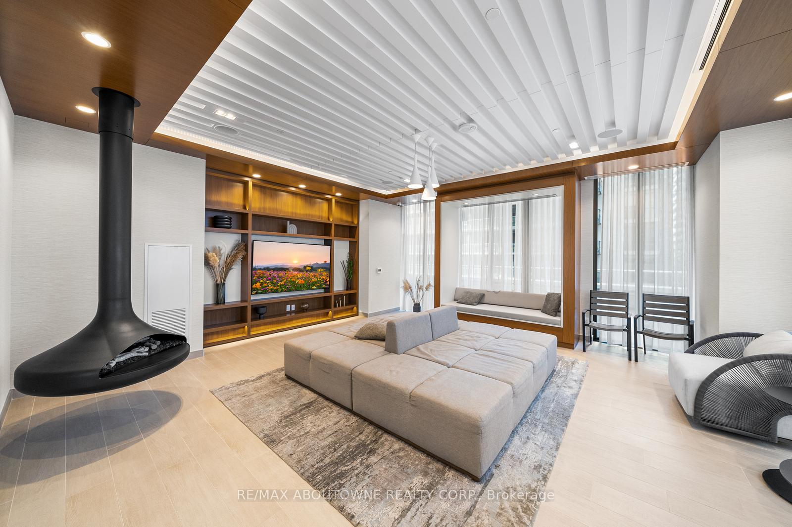 70 Annie Craig Drive 5103