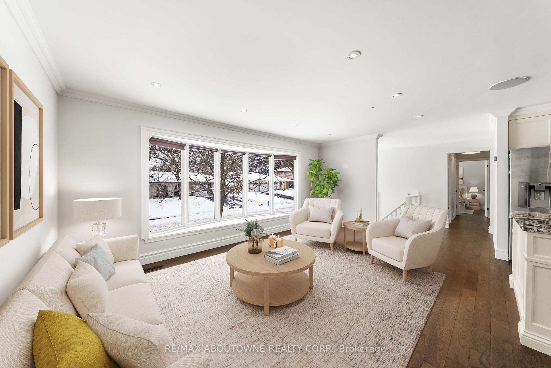 407 Canterbury Crescent