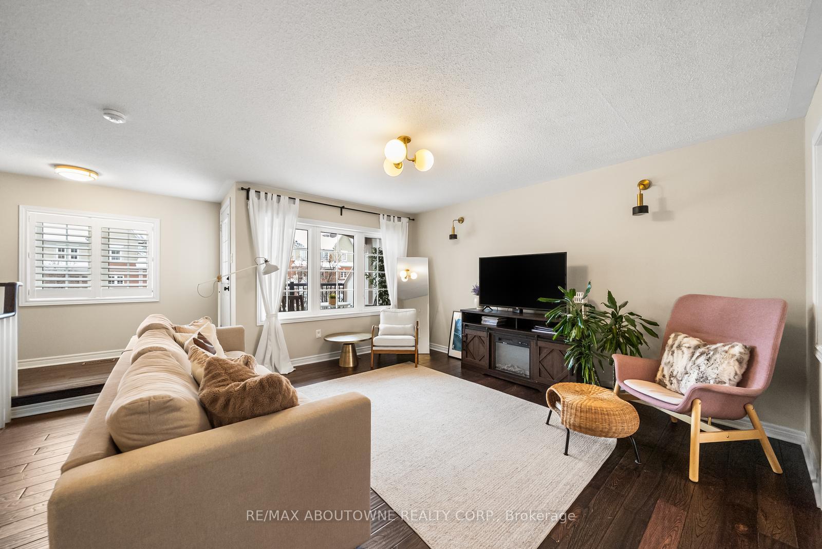 2321 Parkhaven Boulevard 7