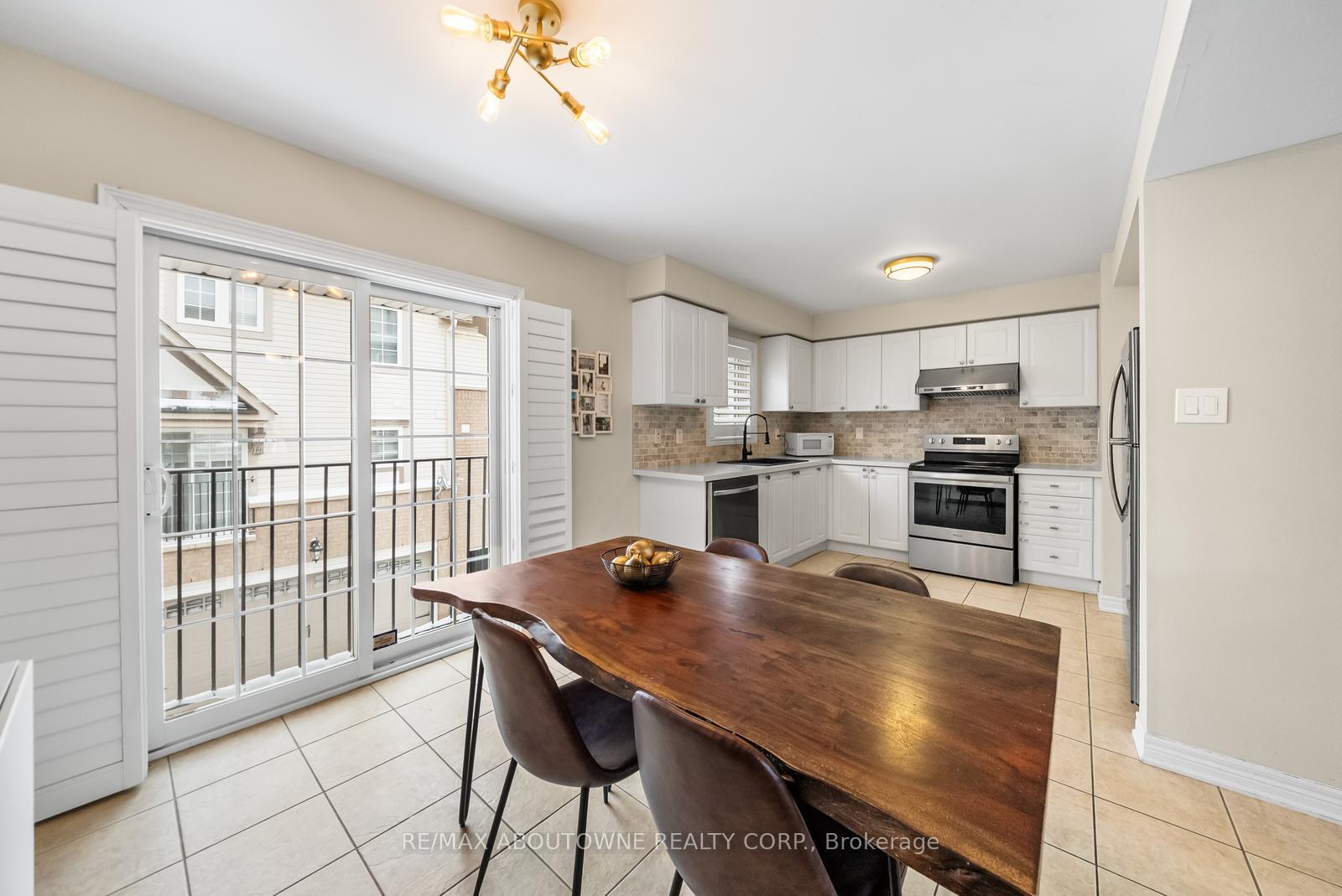 2321 Parkhaven Boulevard 7