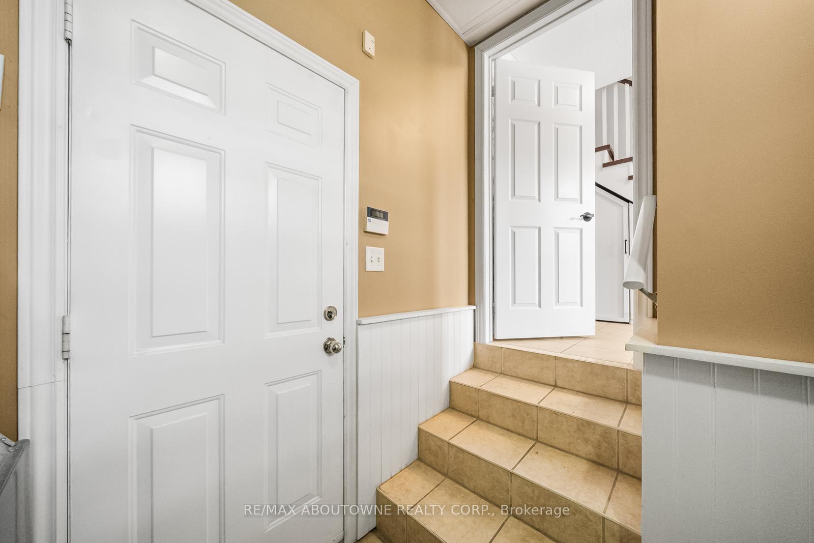 2321 Parkhaven Boulevard 7