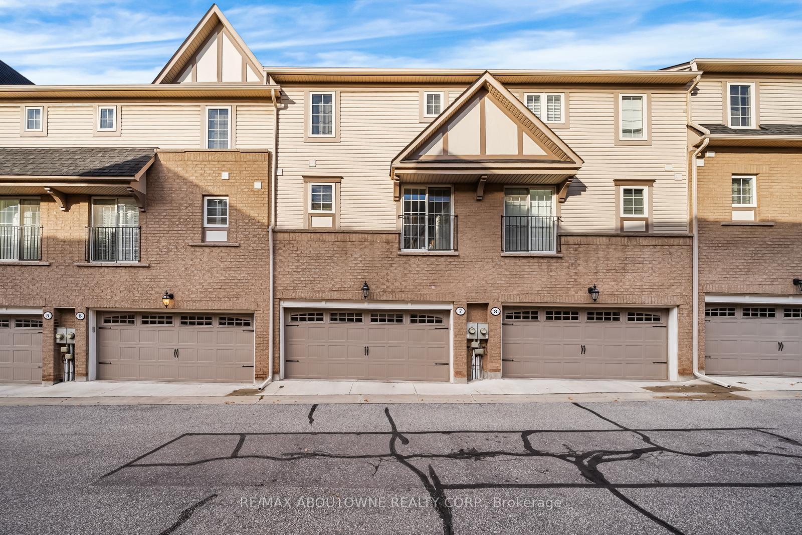 2321 Parkhaven Boulevard 7