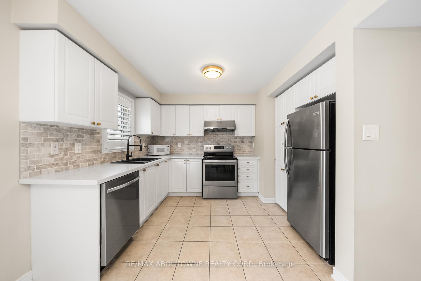 2321 Parkhaven Boulevard 7