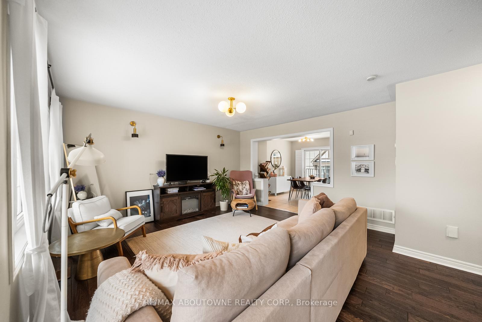 2321 Parkhaven Boulevard 7