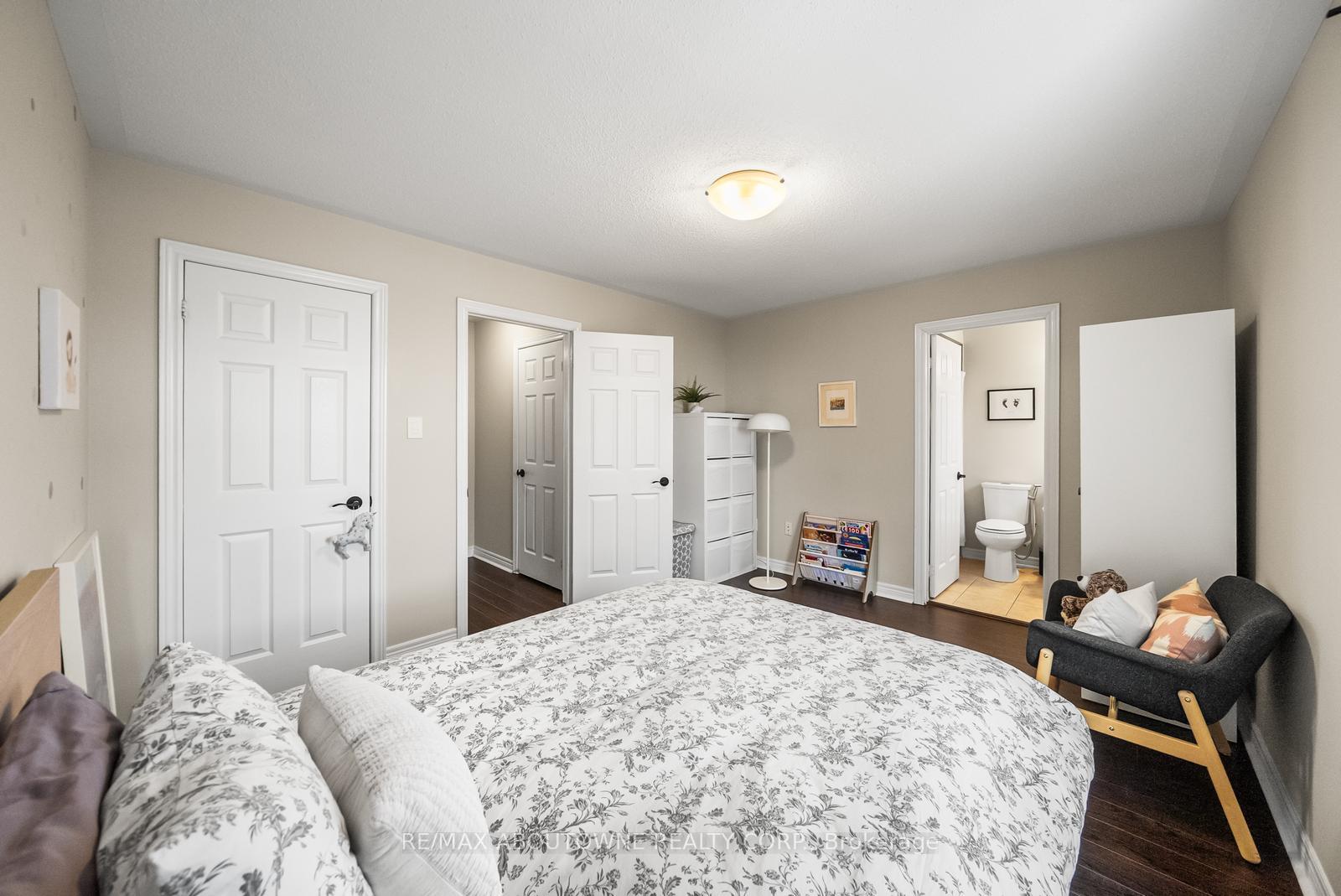 2321 Parkhaven Boulevard 7