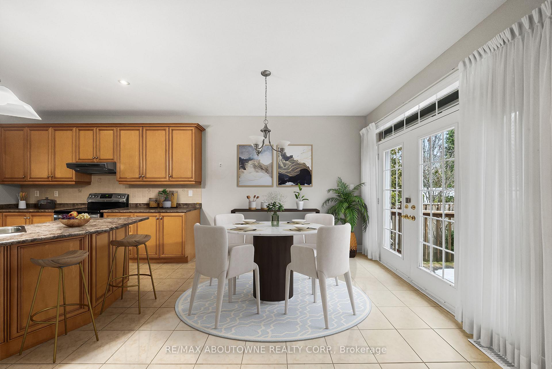 3334 Fox Run Circle, Oakville, ON L6L 6W4, Oakville ON, L6L 6W4