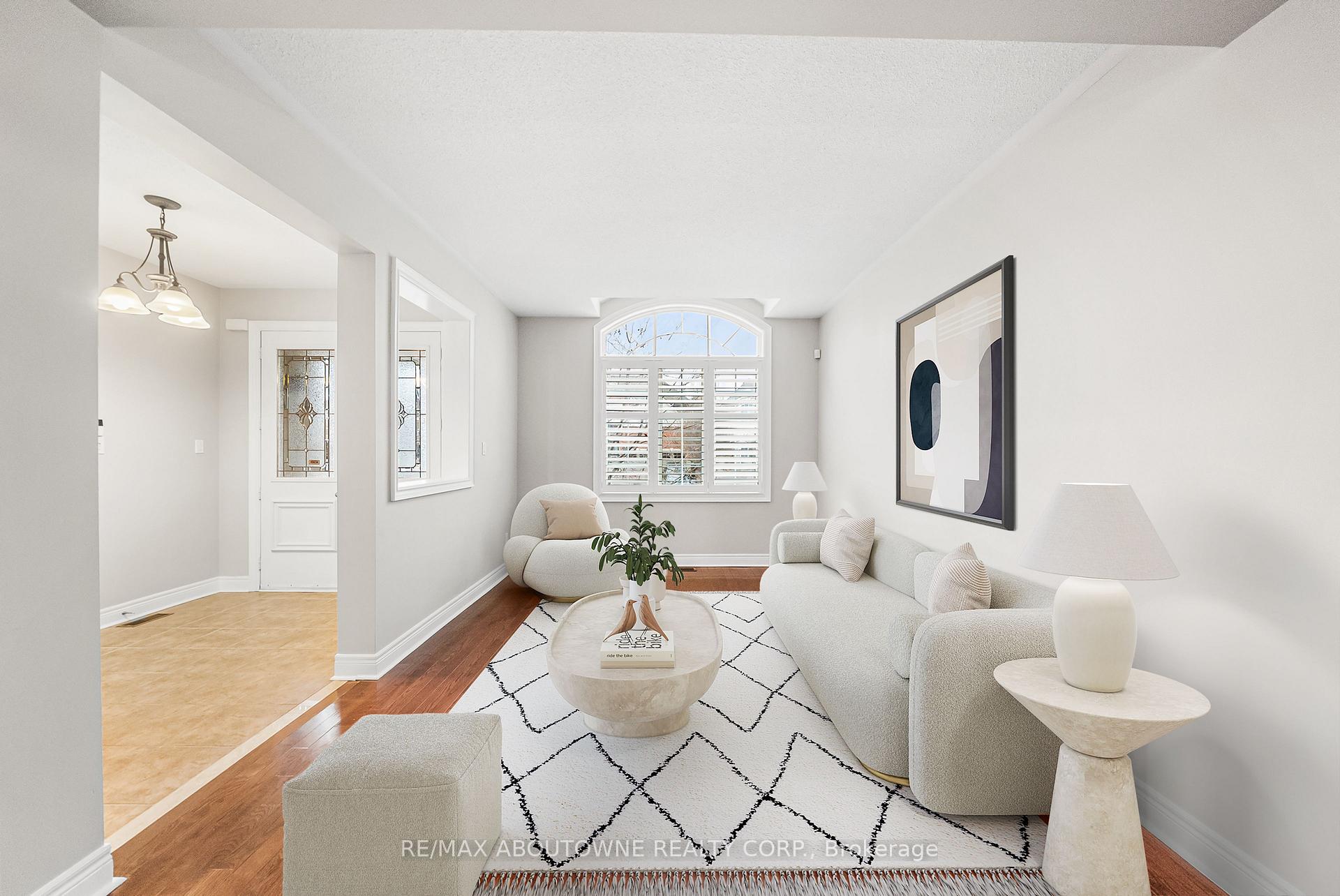 3334 Fox Run Circle, Oakville, ON L6L 6W4, Oakville ON, L6L 6W4