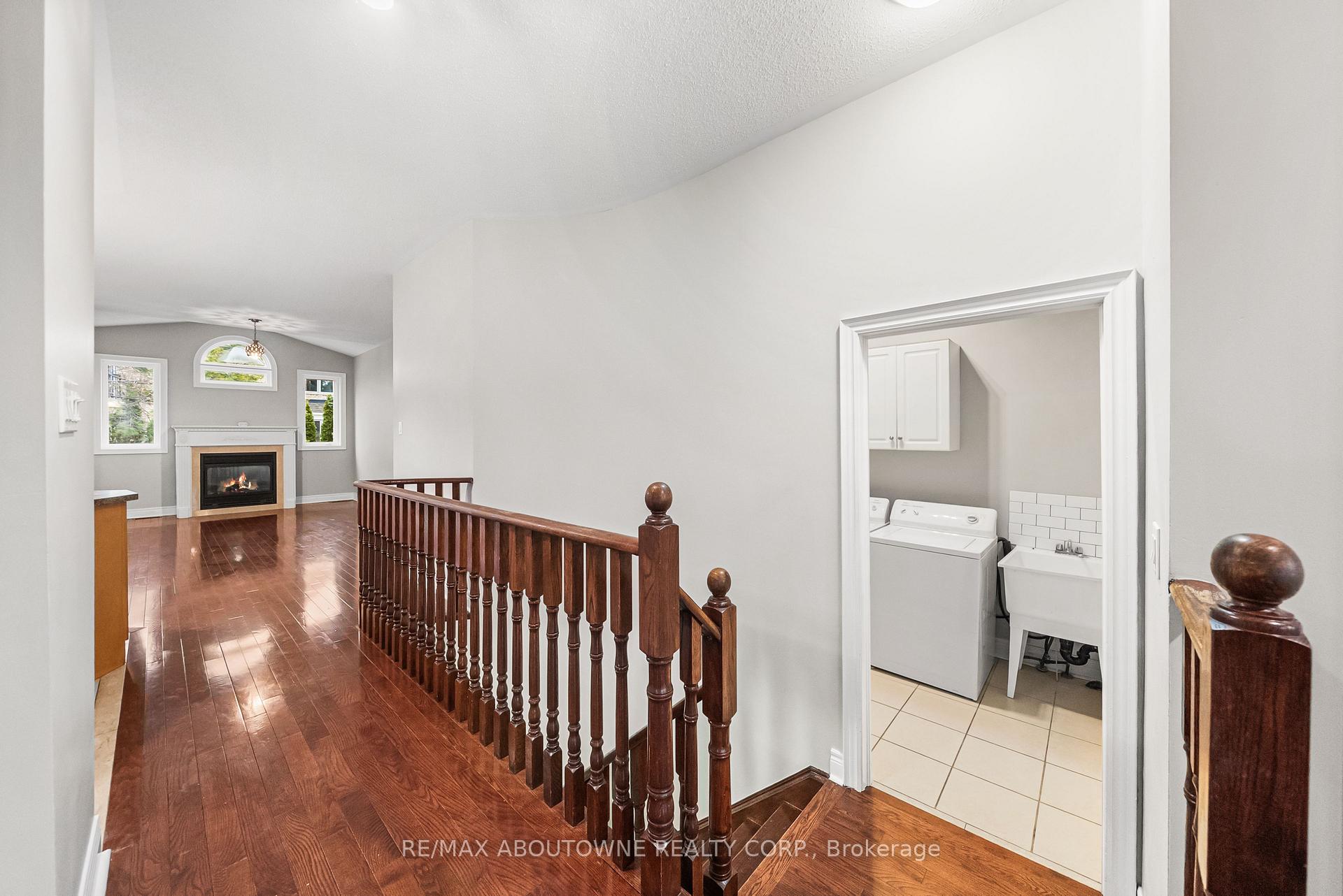 3334 Fox Run Circle, Oakville, ON L6L 6W4, Oakville ON, L6L 6W4