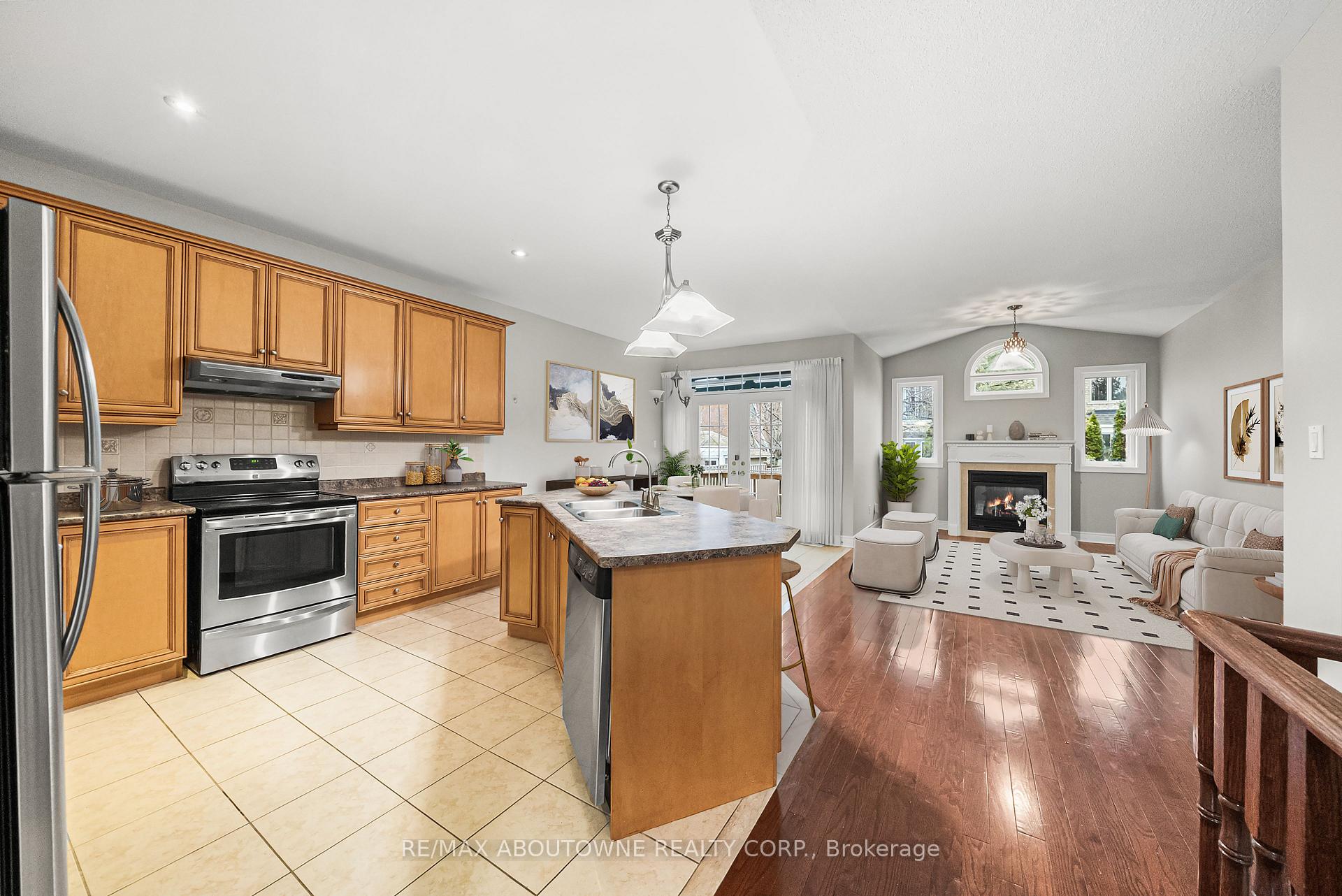 3334 Fox Run Circle, Oakville, ON L6L 6W4, Oakville ON, L6L 6W4