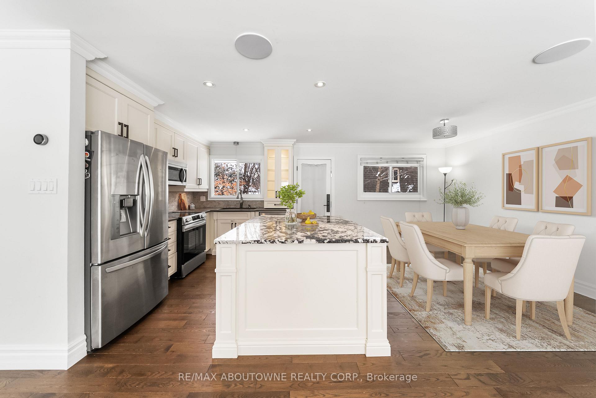 407 Canterbury Crescent