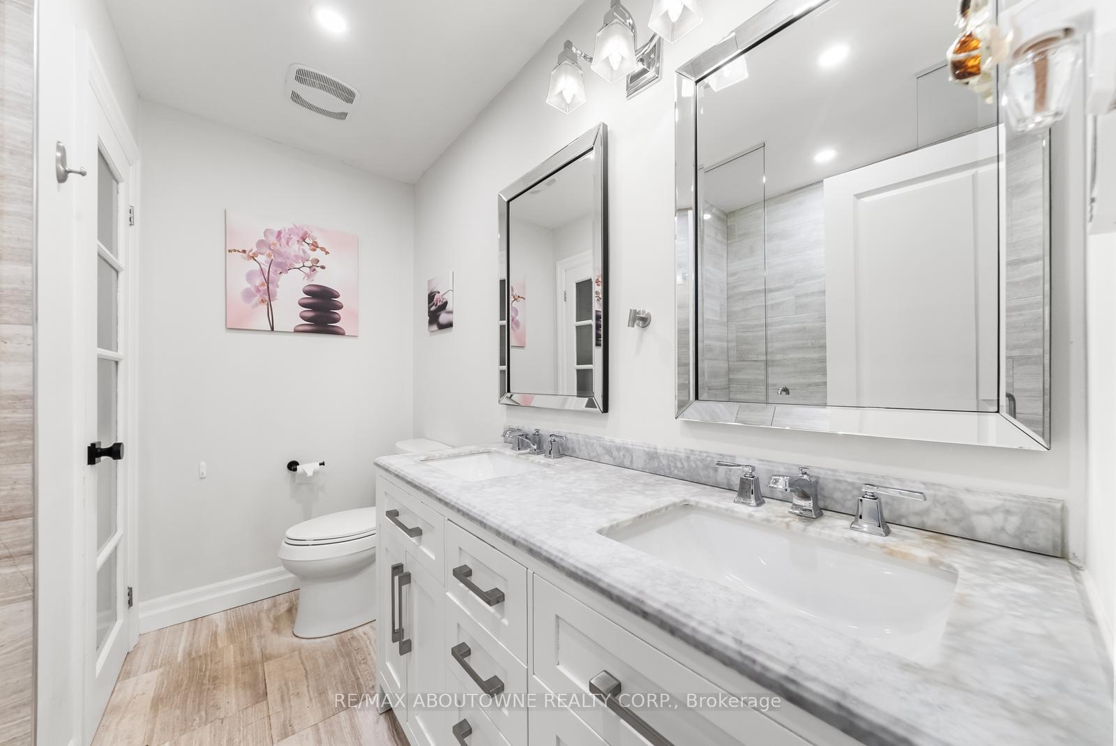 407 Canterbury Crescent