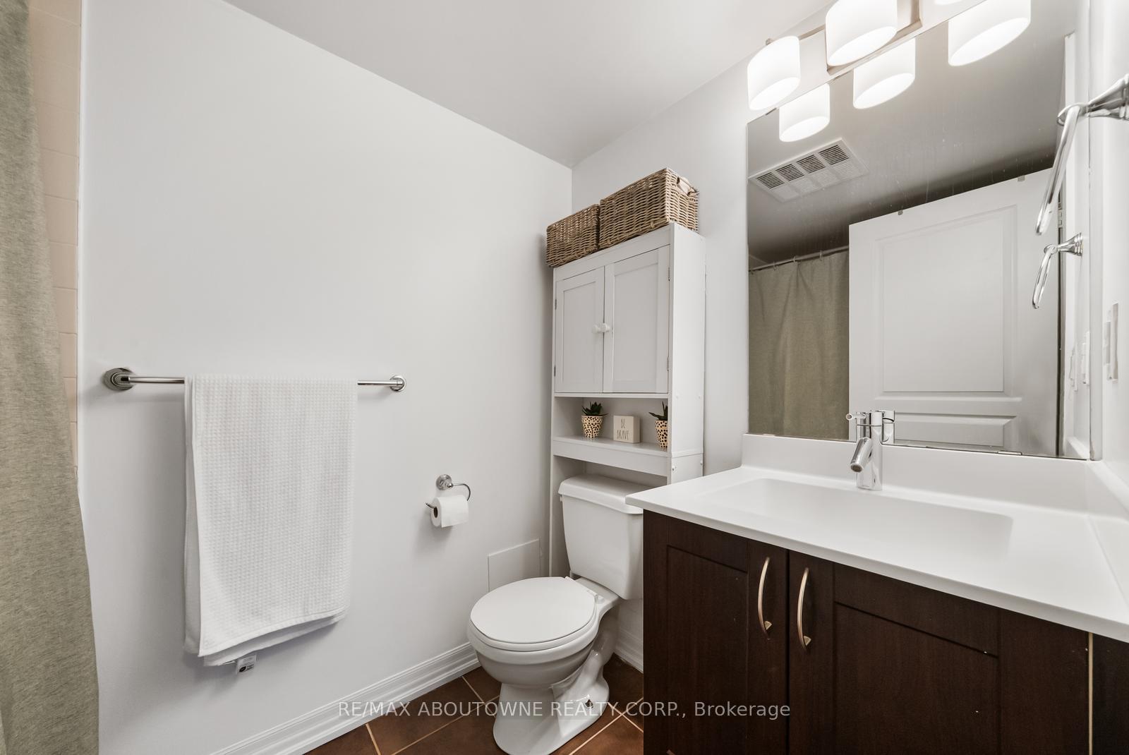 1940 Ironstone Drive 808