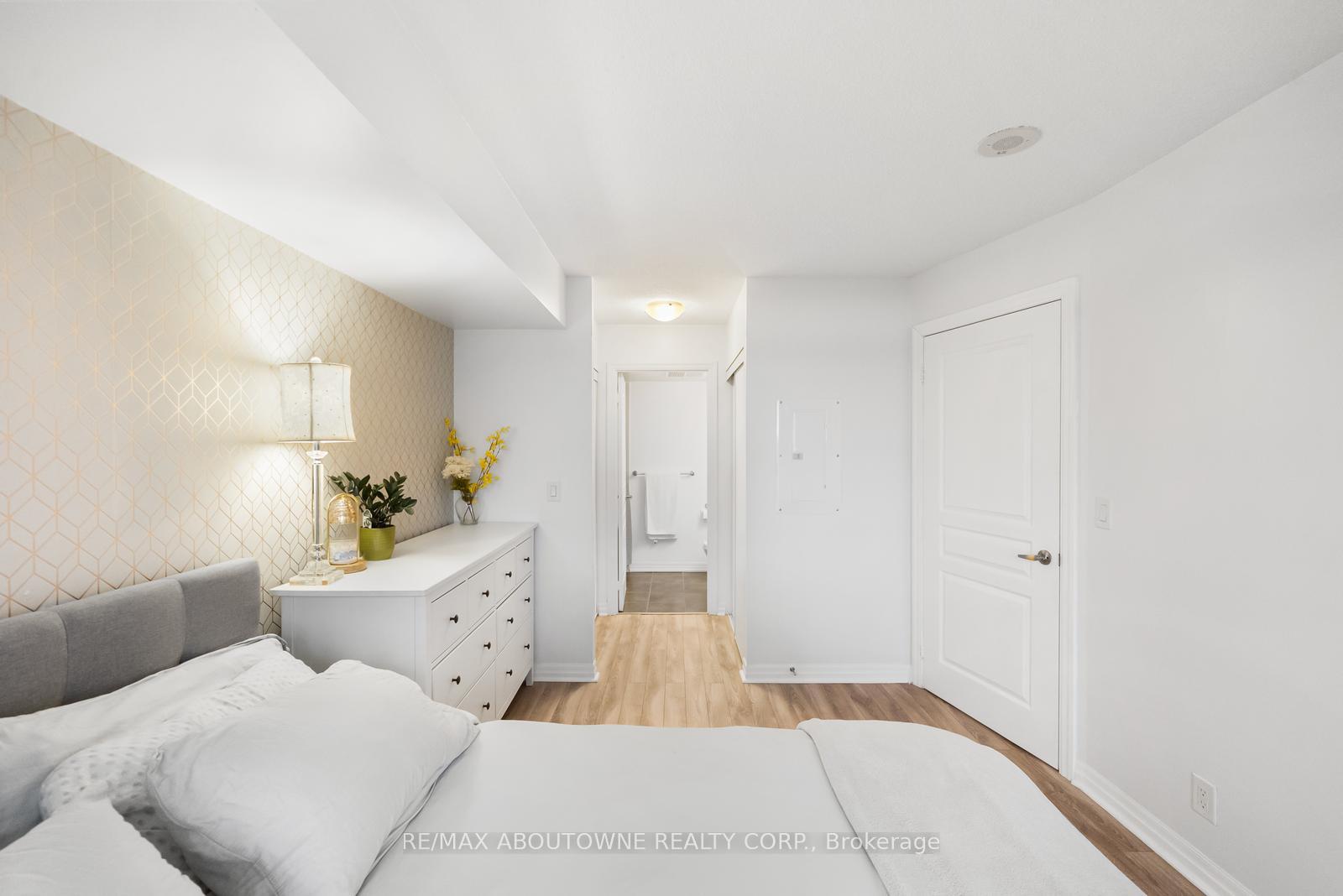 1940 Ironstone Drive 808
