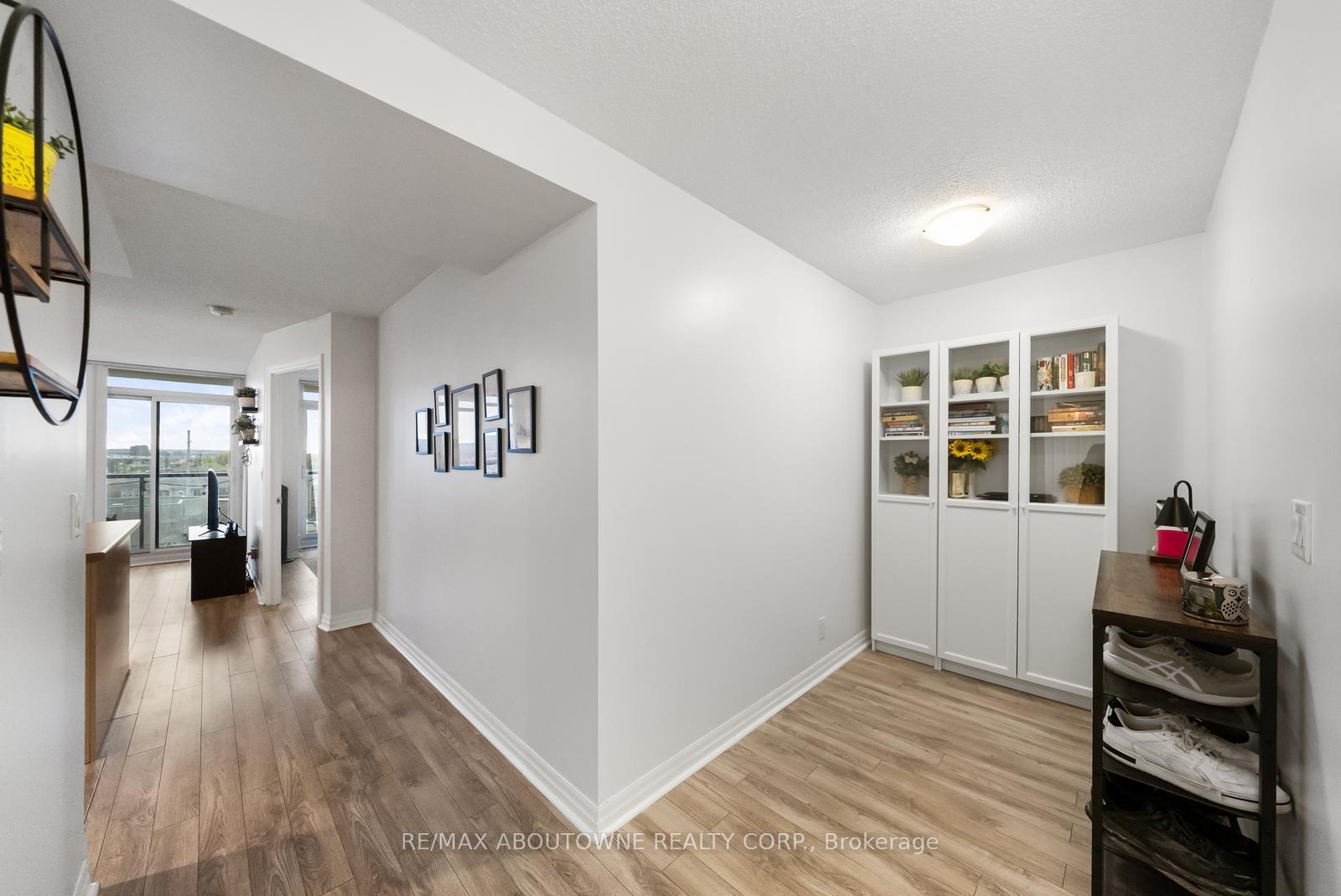1940 Ironstone Drive 808