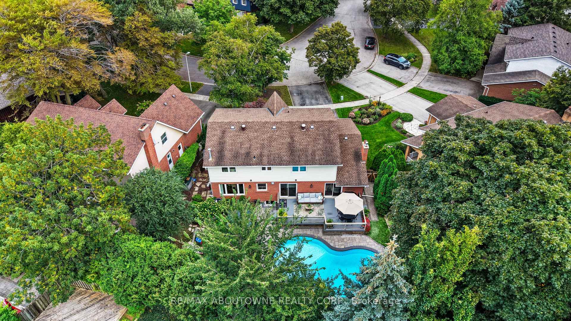 470 Carlton Drive