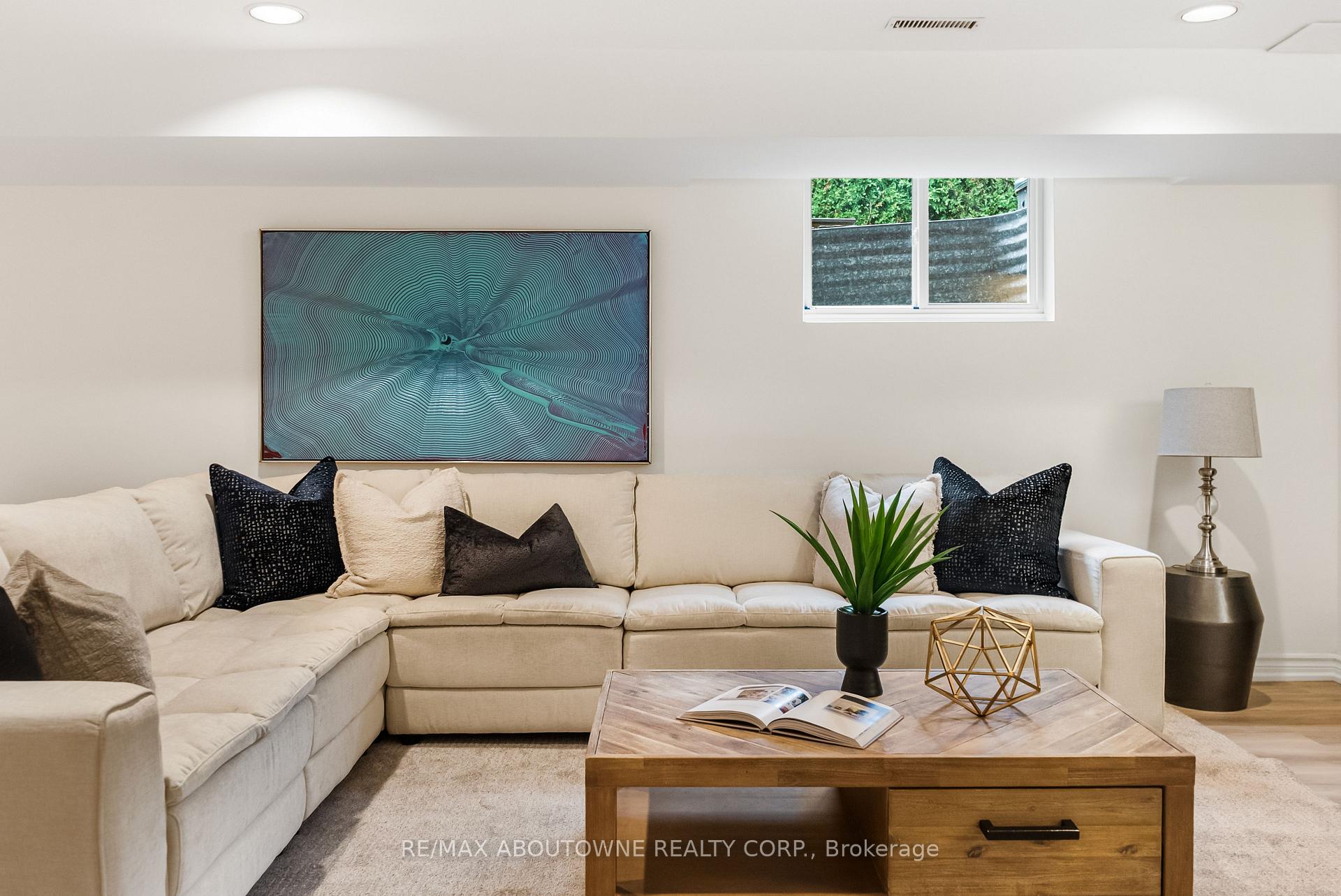 470 Carlton Drive